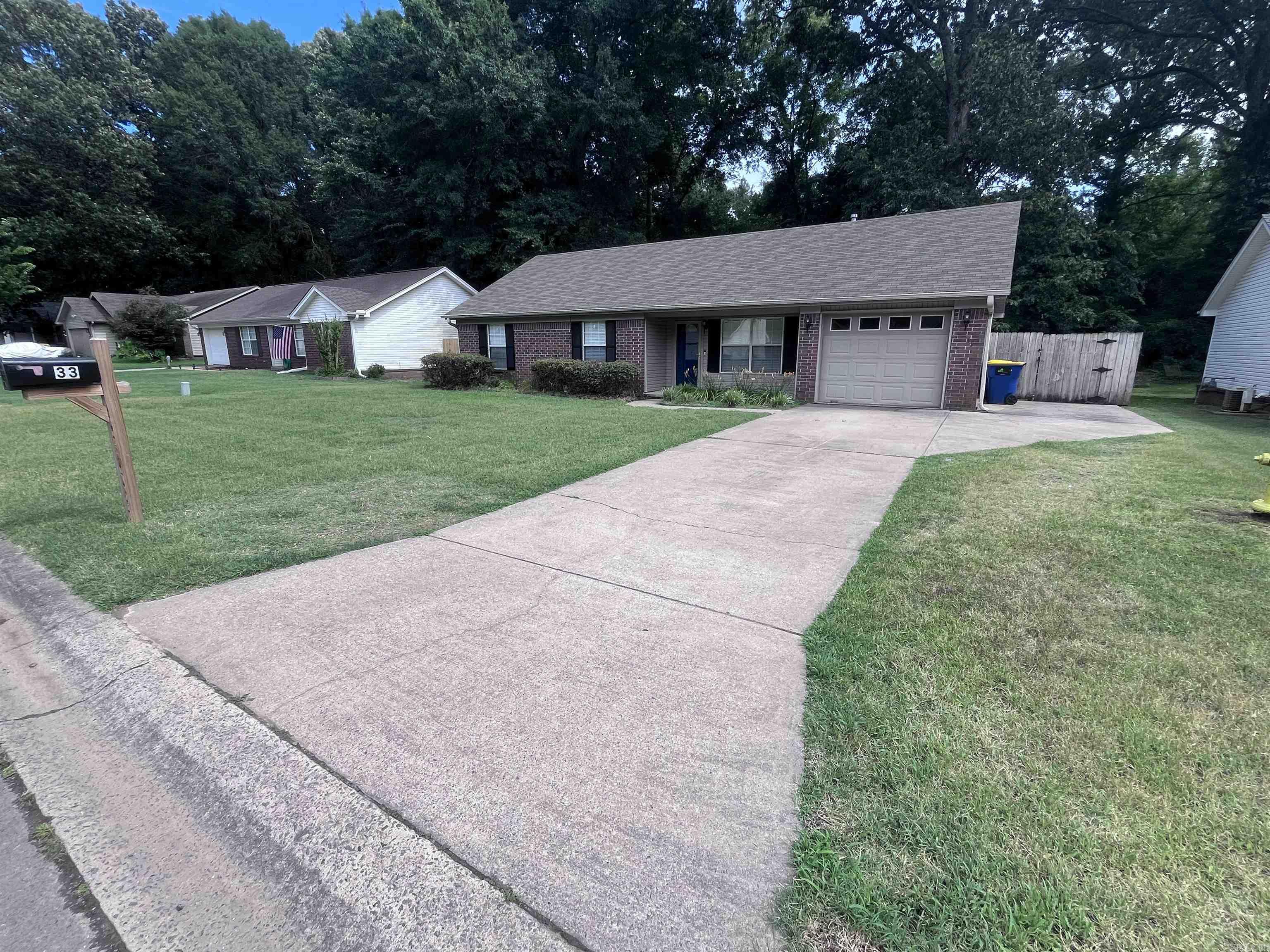 Shaded Oaks - Residential Lease