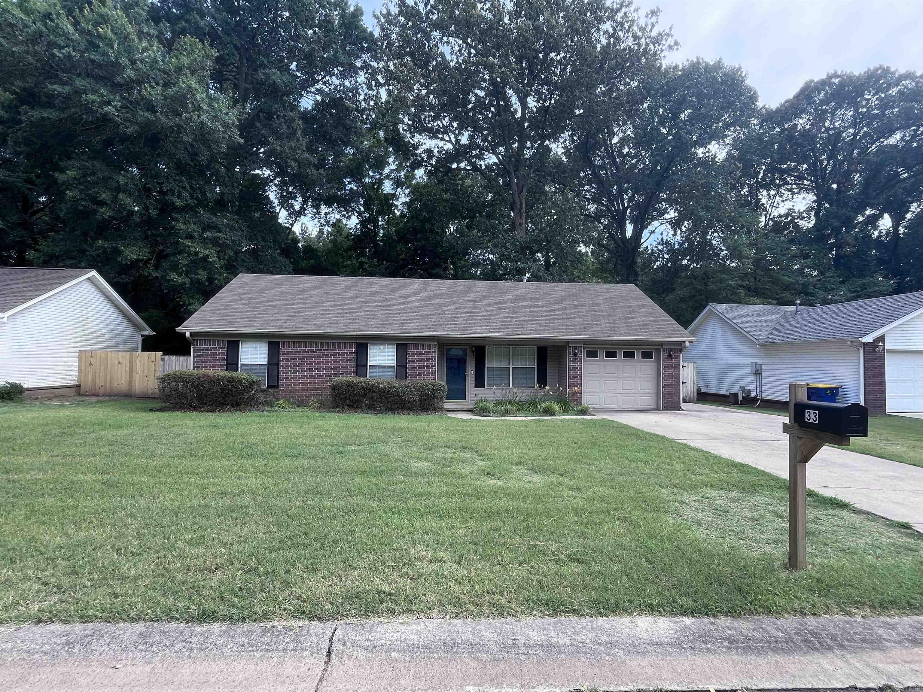 Shaded Oaks - Residential Lease