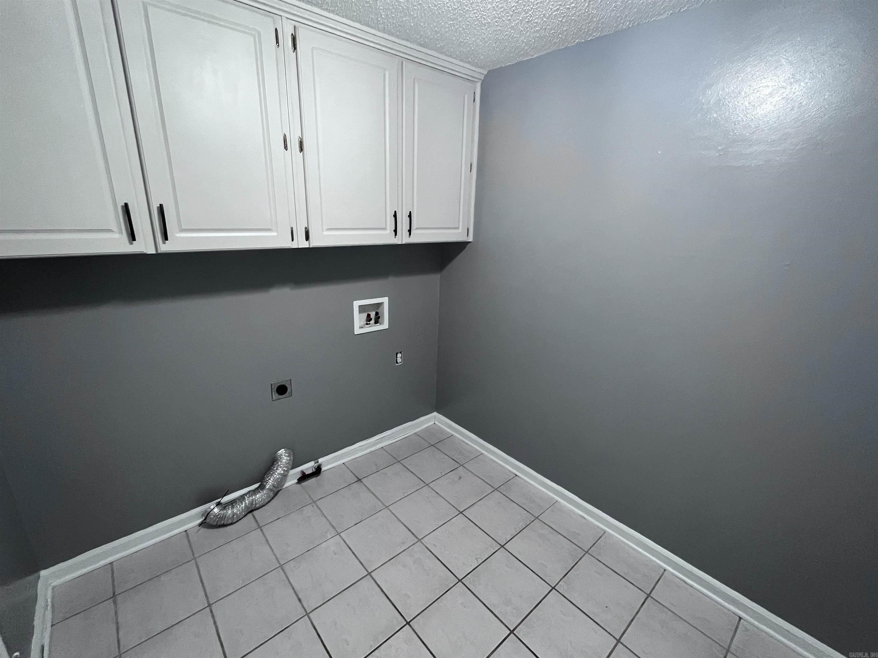 Shaded Oaks - Residential Lease