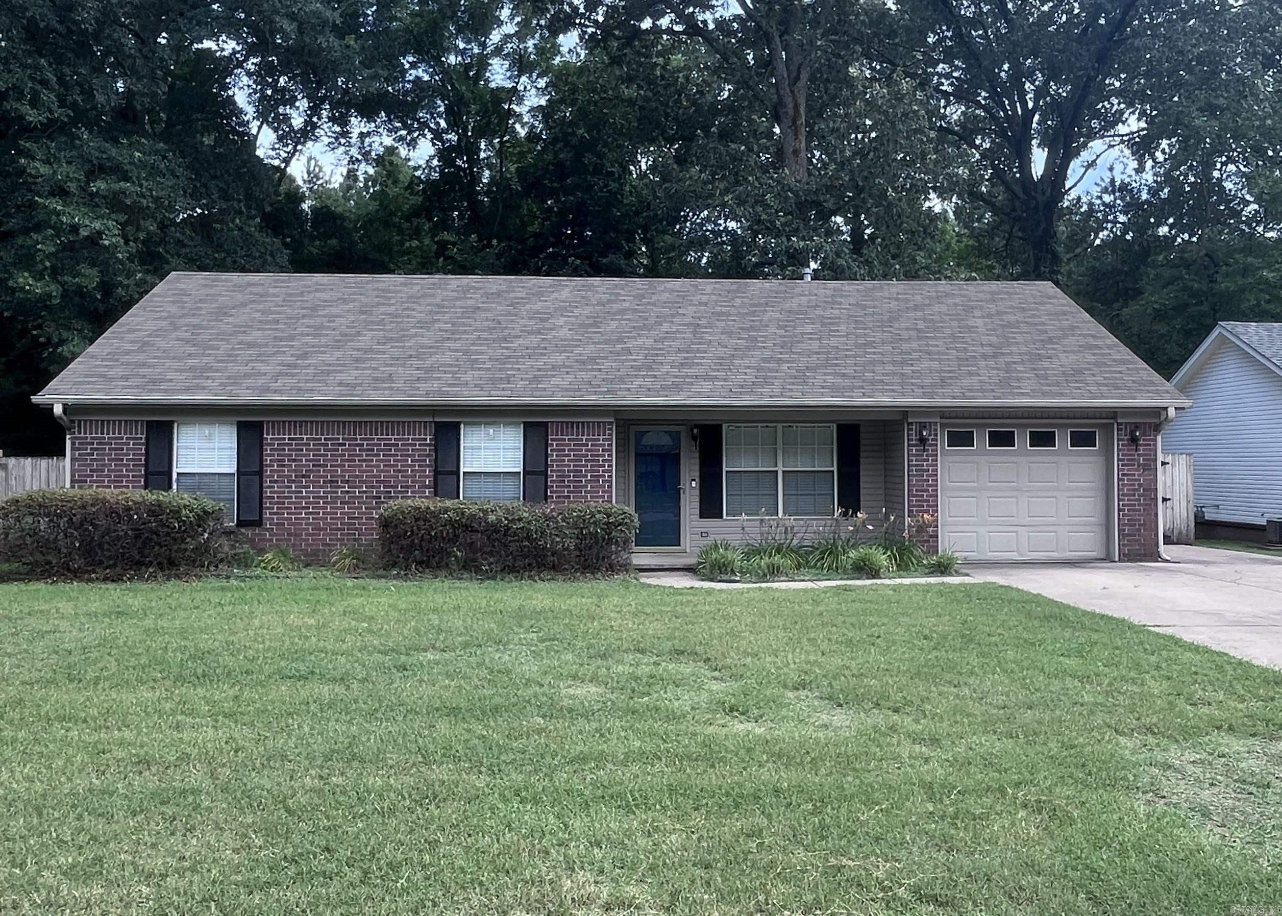 Shaded Oaks - Residential Lease