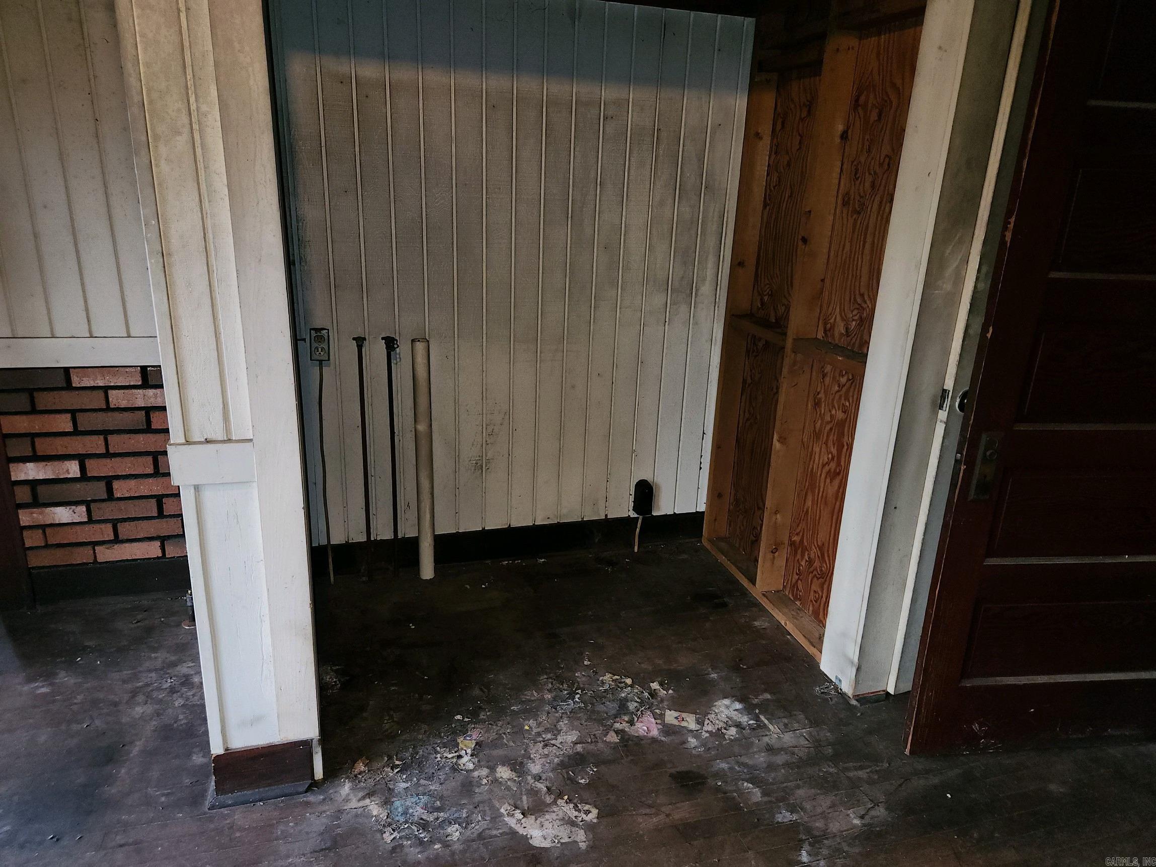 CLIFTONS ADDN - Residential