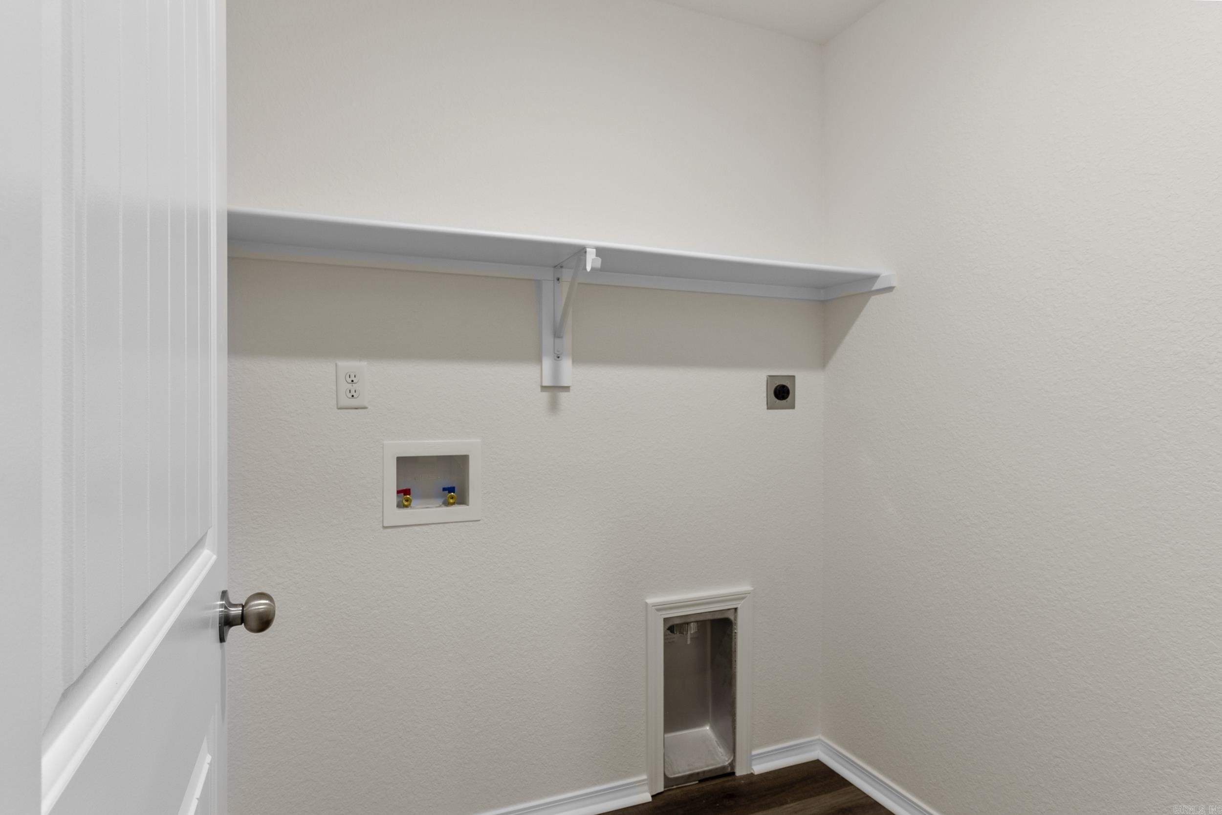 HILL FARM - Residential