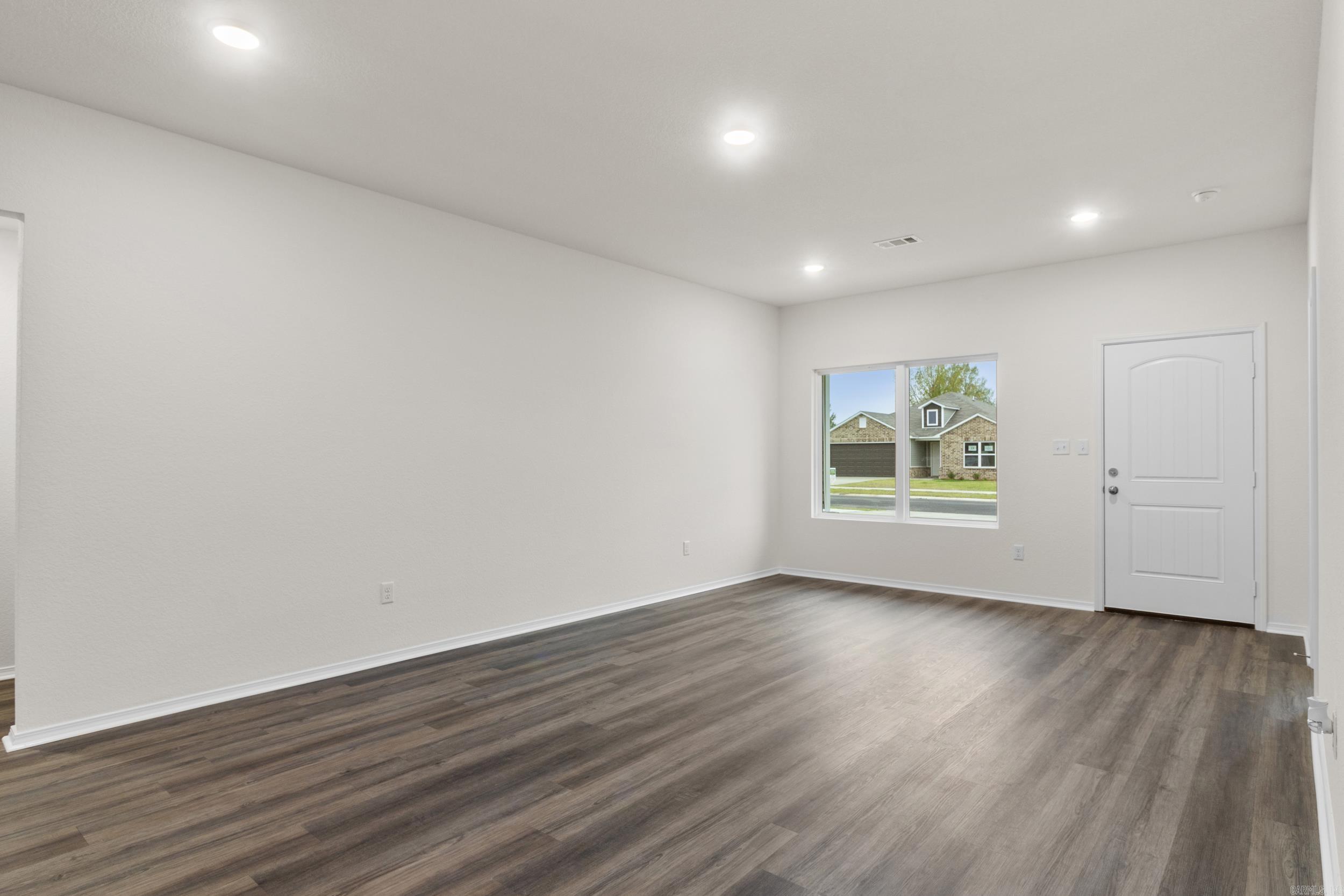 HILL FARM - Residential