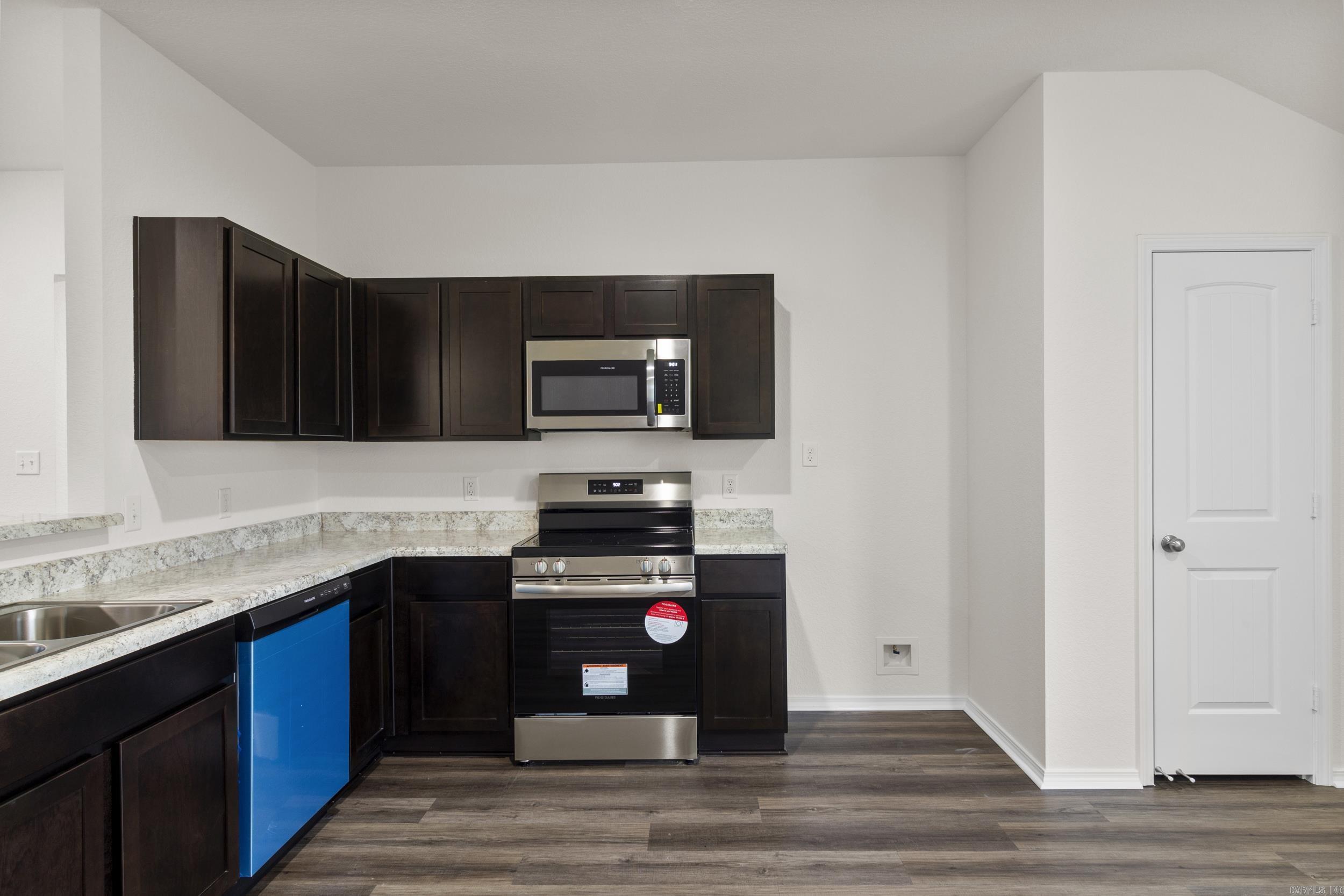 HILL FARM - Residential