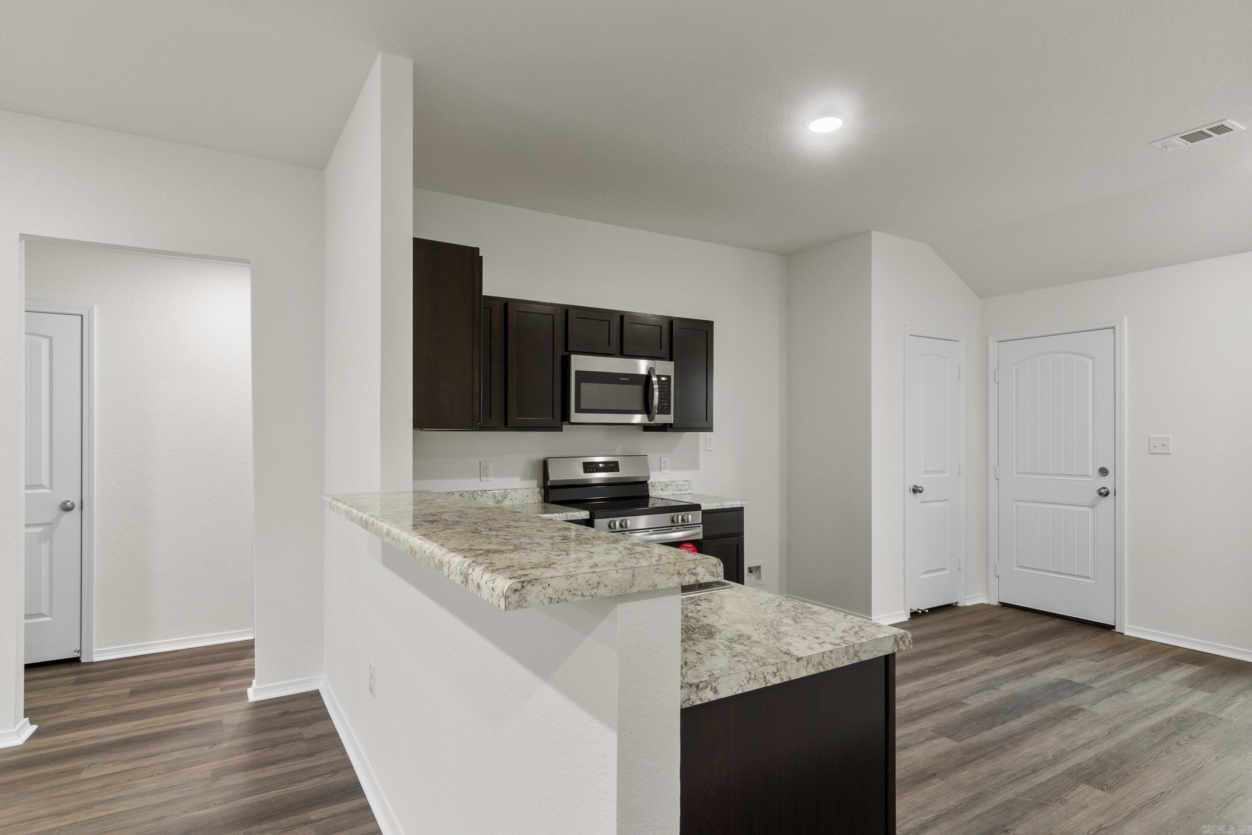 HILL FARM - Residential