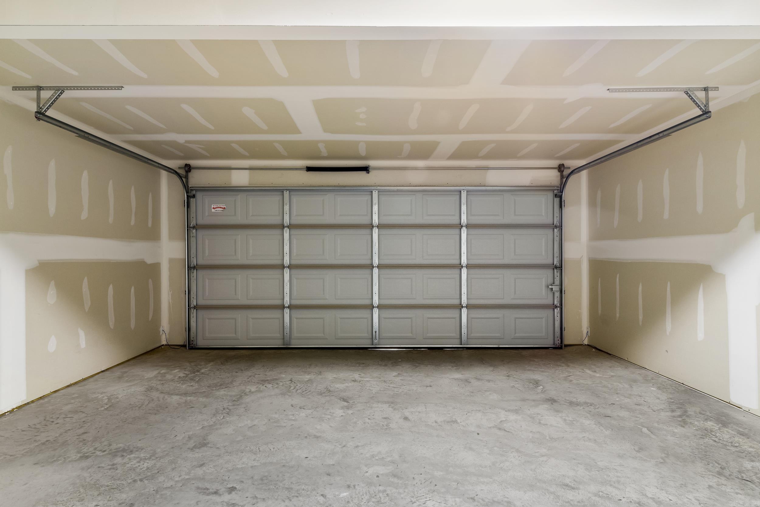 HILL FARM - Residential