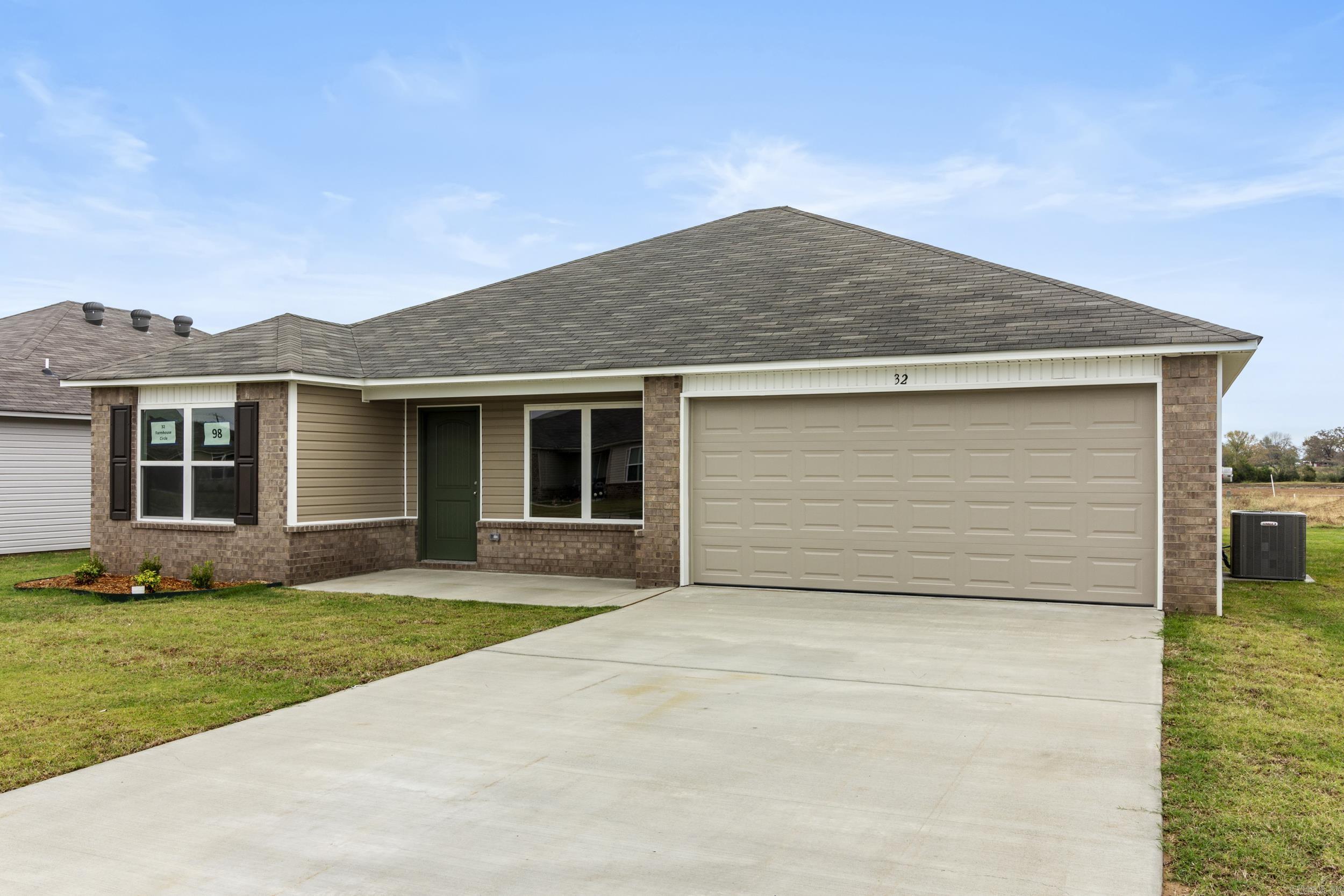 HILL FARM - Residential