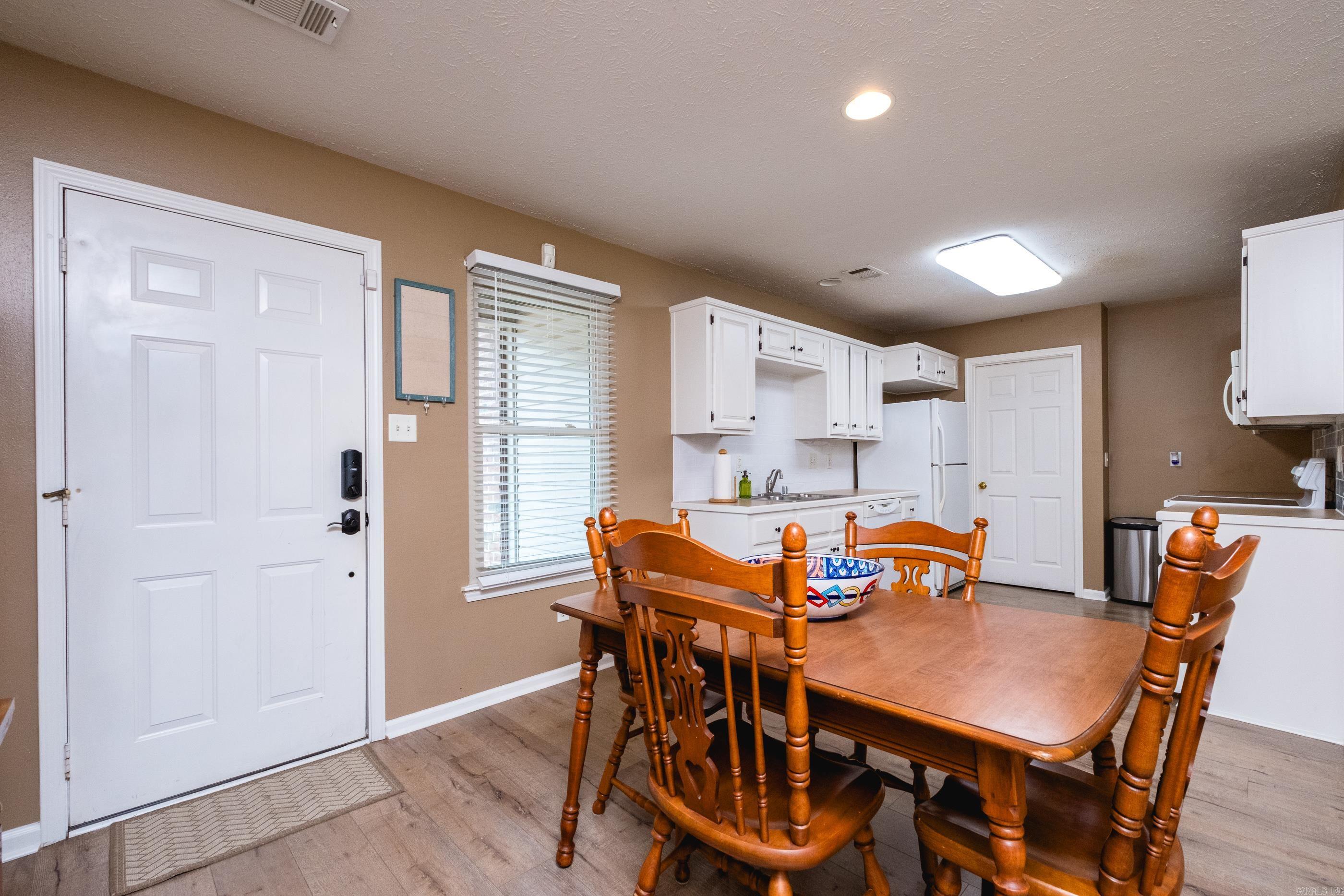 SILICA VALLEY - Residential