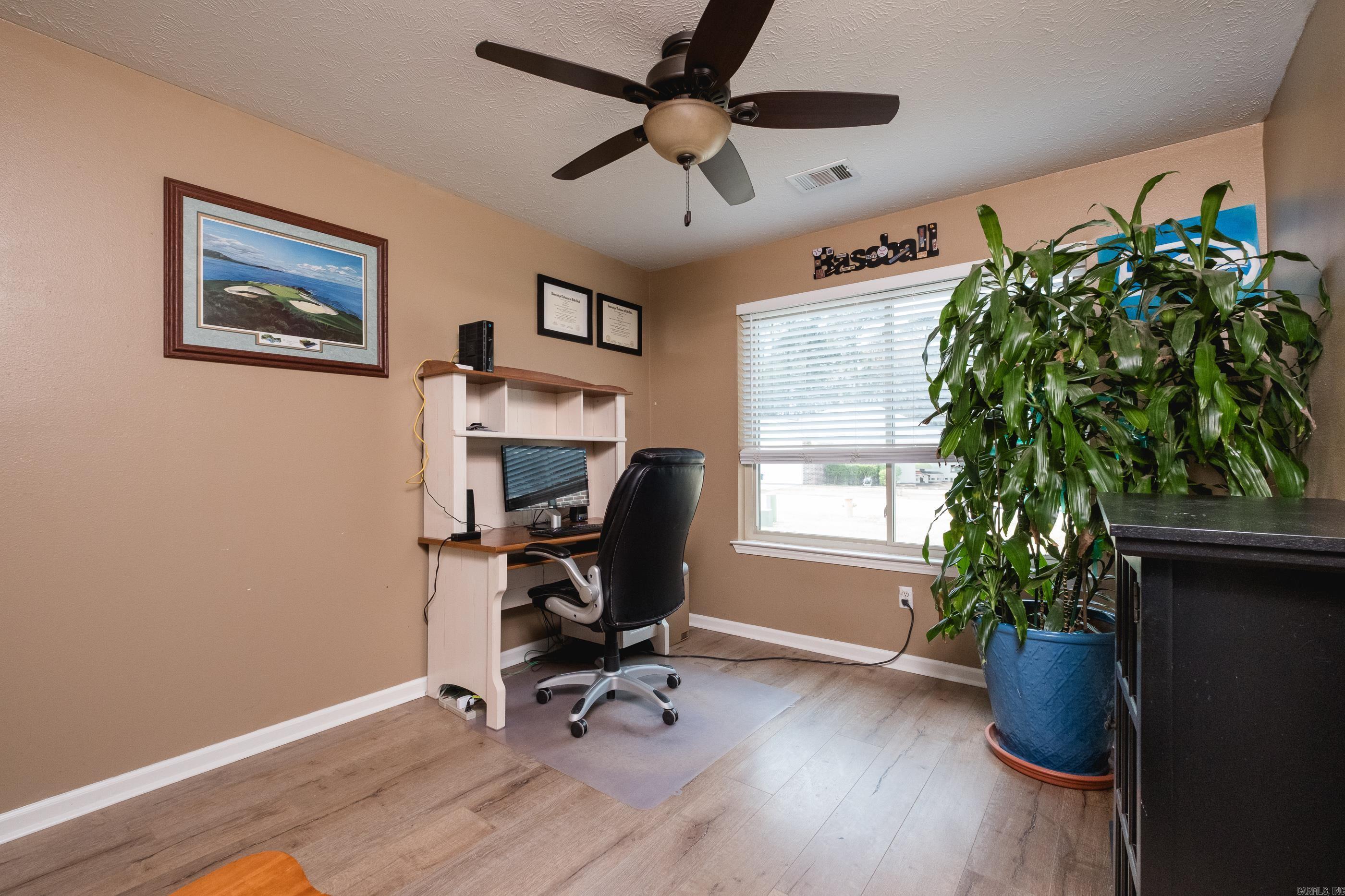 SILICA VALLEY - Residential