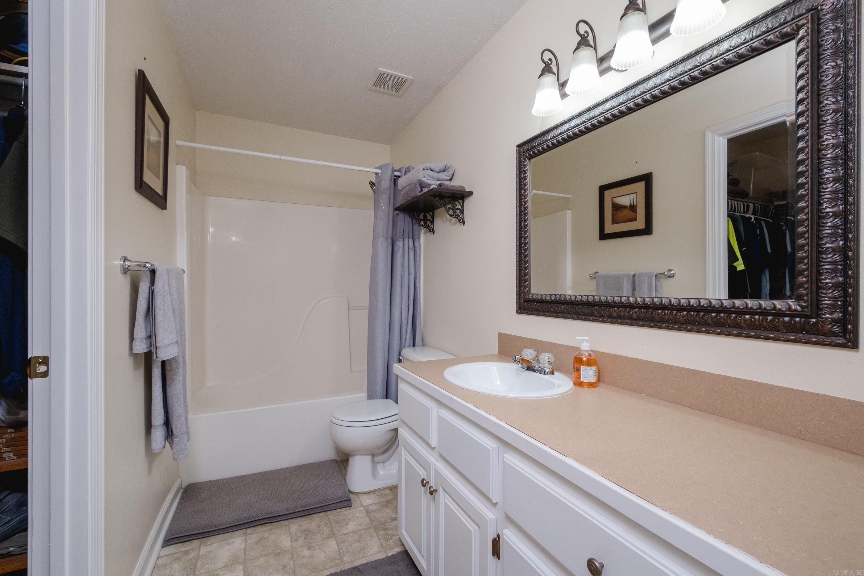 SILICA VALLEY - Residential