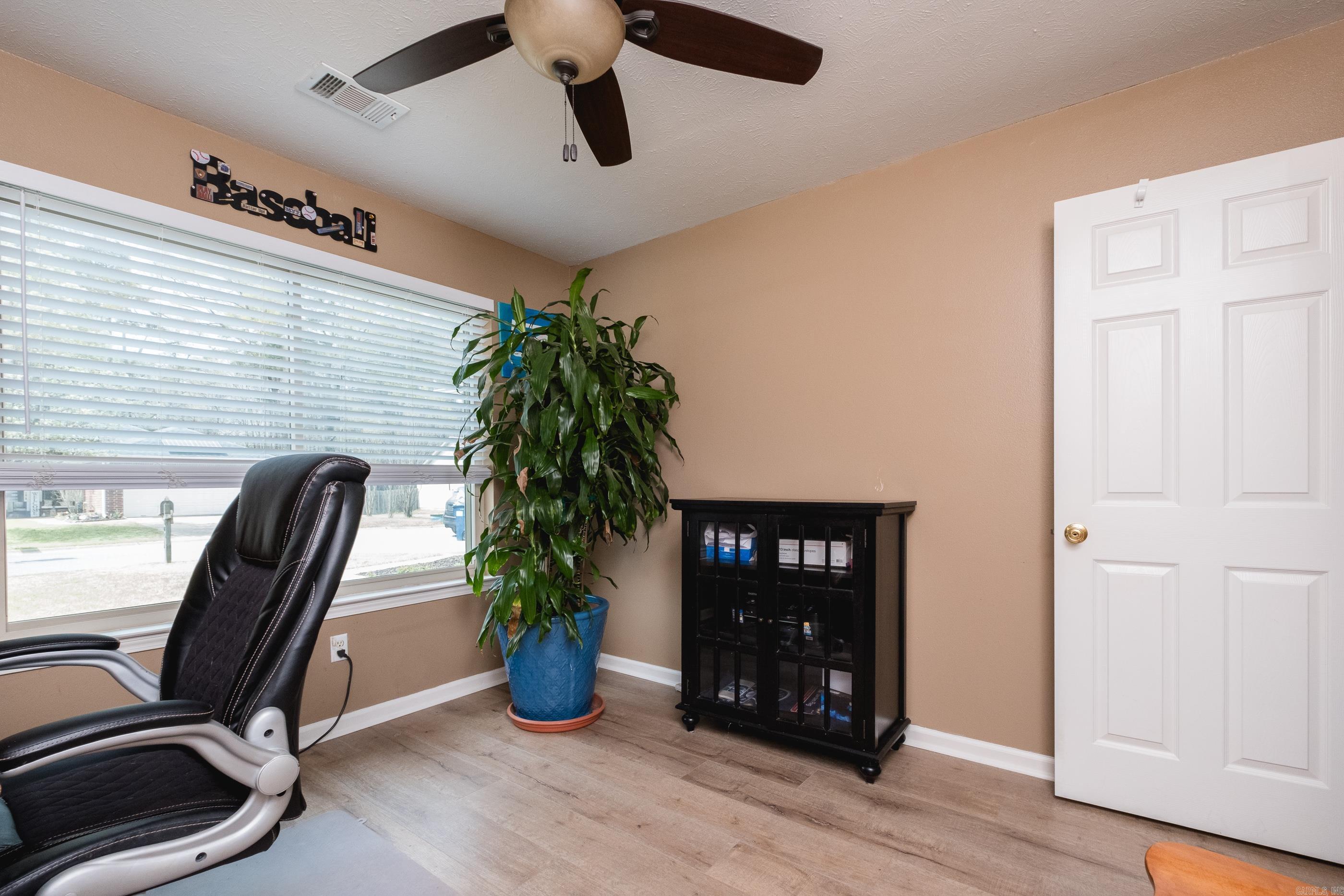 SILICA VALLEY - Residential