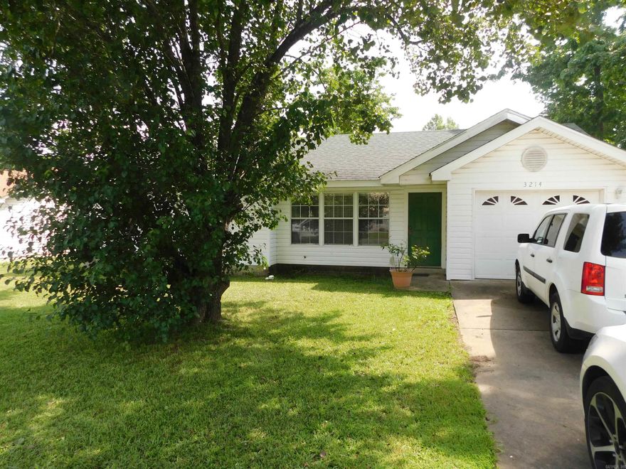 Move in ready, super cute home in a great neighborhood. These houses don't last long on this street. Great for first time home buyers with a big fenced in back yard and well maintained home ready for its new owner!!!!