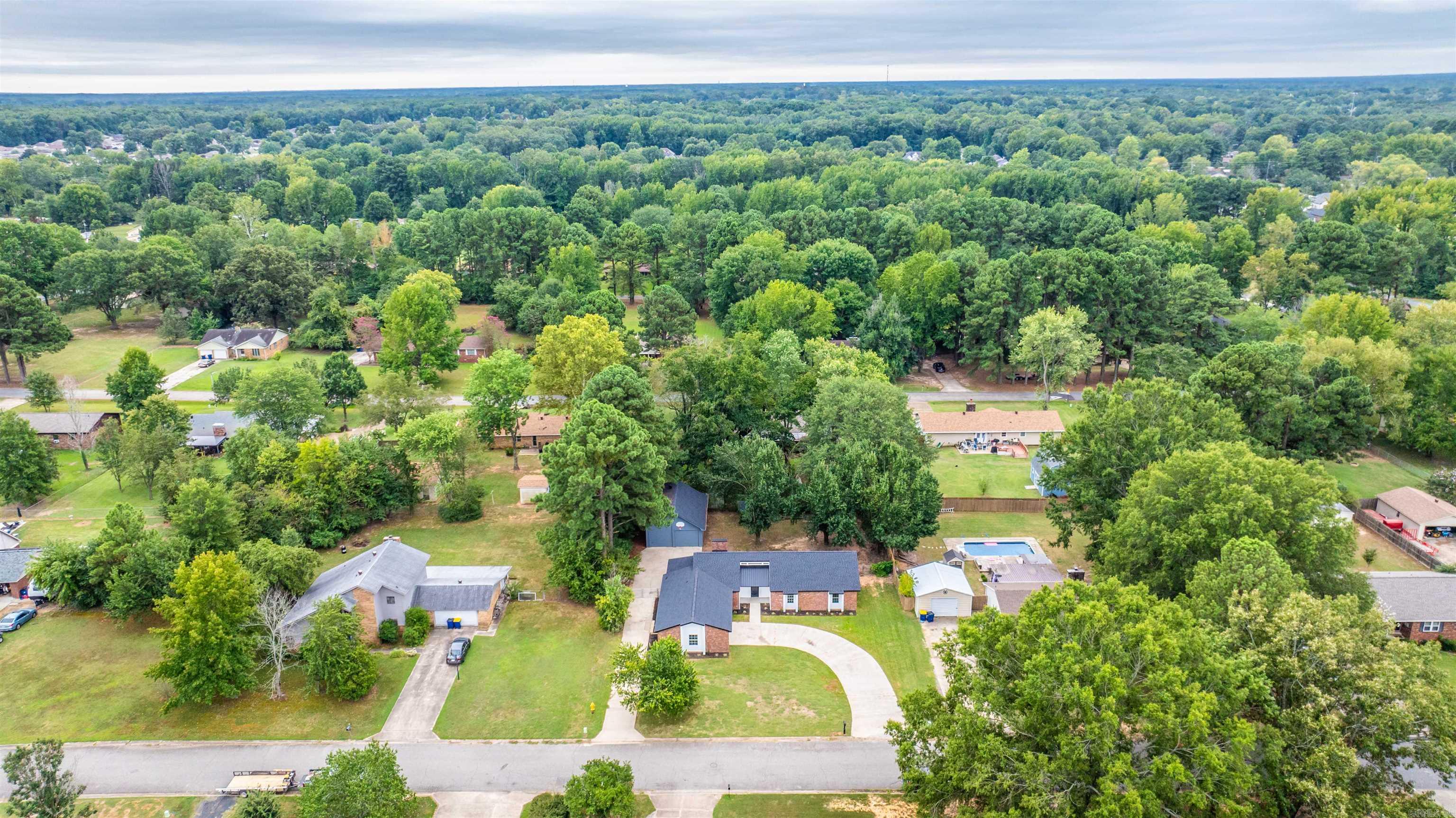 COUNTRY WOOD SUB UNIT - Residential