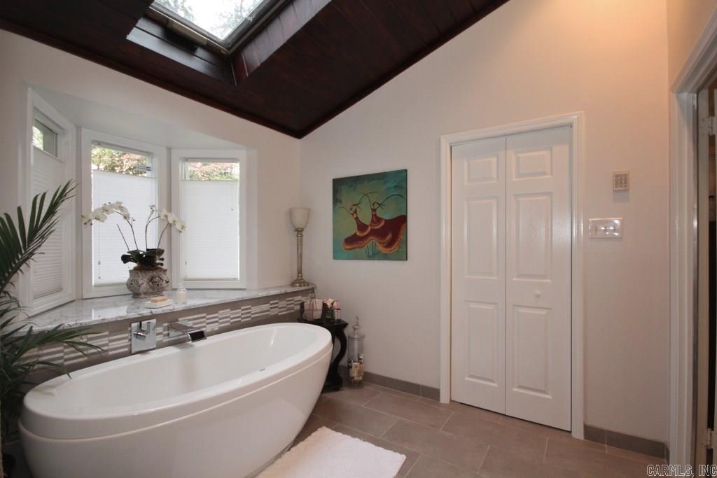 RIVER RIDGE MANOR - Residential