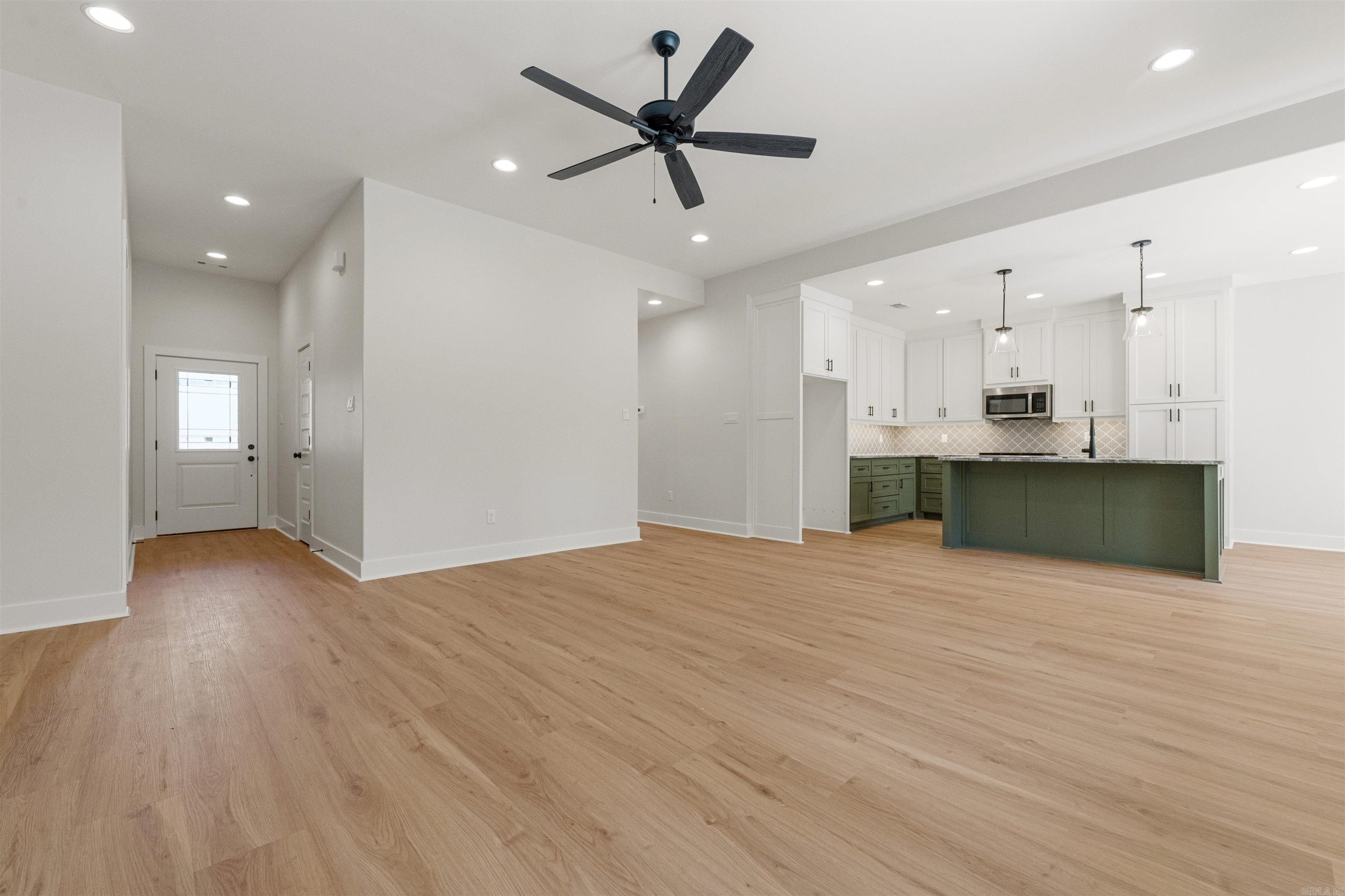 FOXWOOD GARDENS - Residential