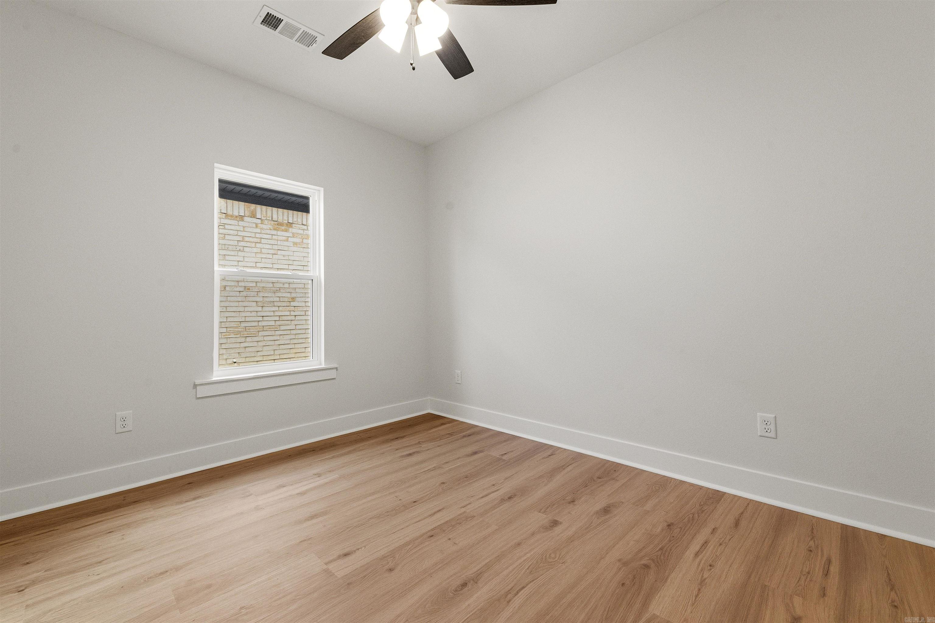 FOXWOOD GARDENS - Residential