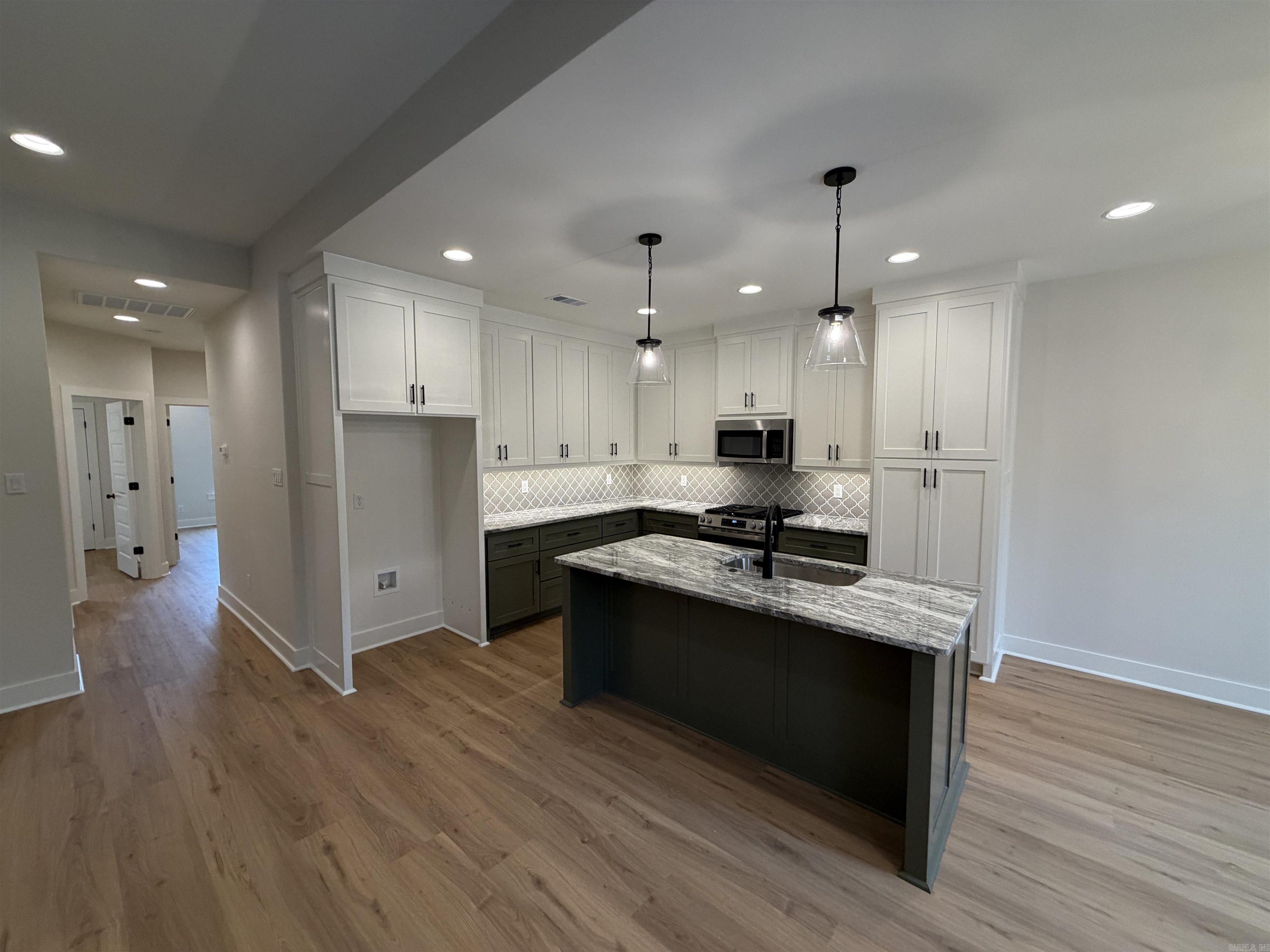 FOXWOOD GARDENS - Residential