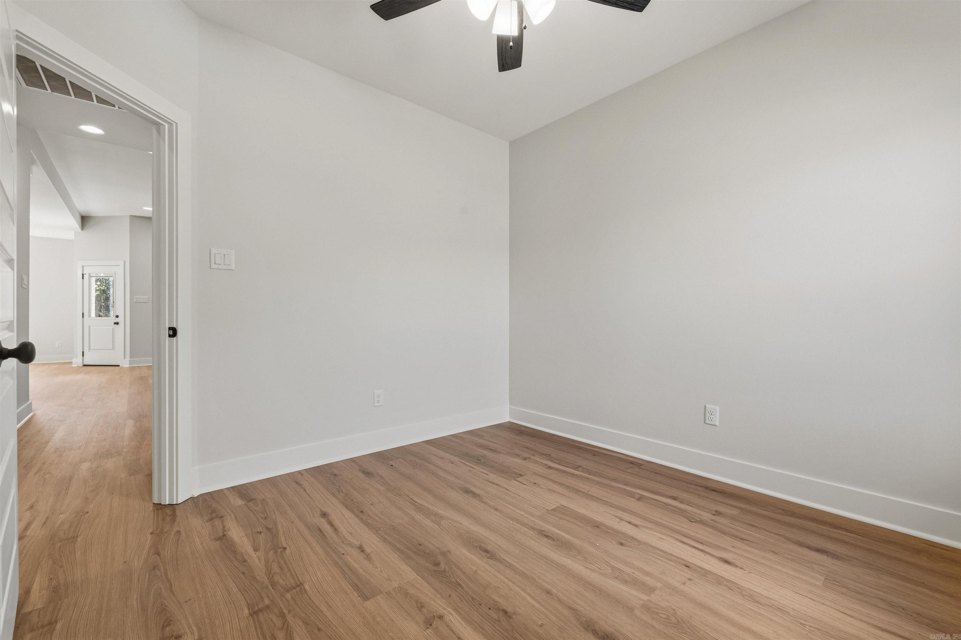 FOXWOOD GARDENS - Residential