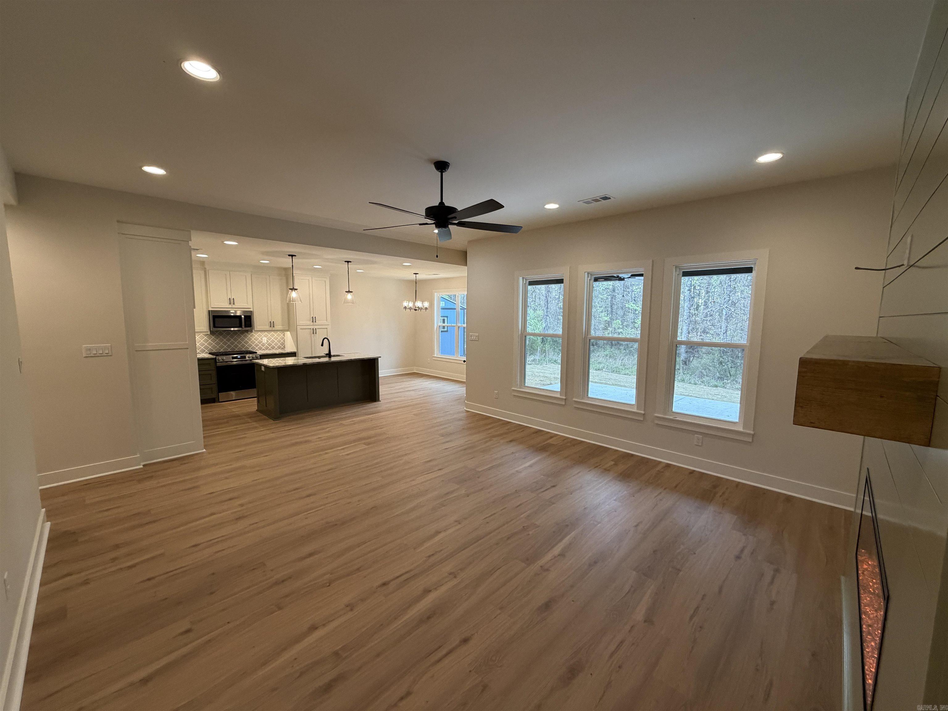 FOXWOOD GARDENS - Residential