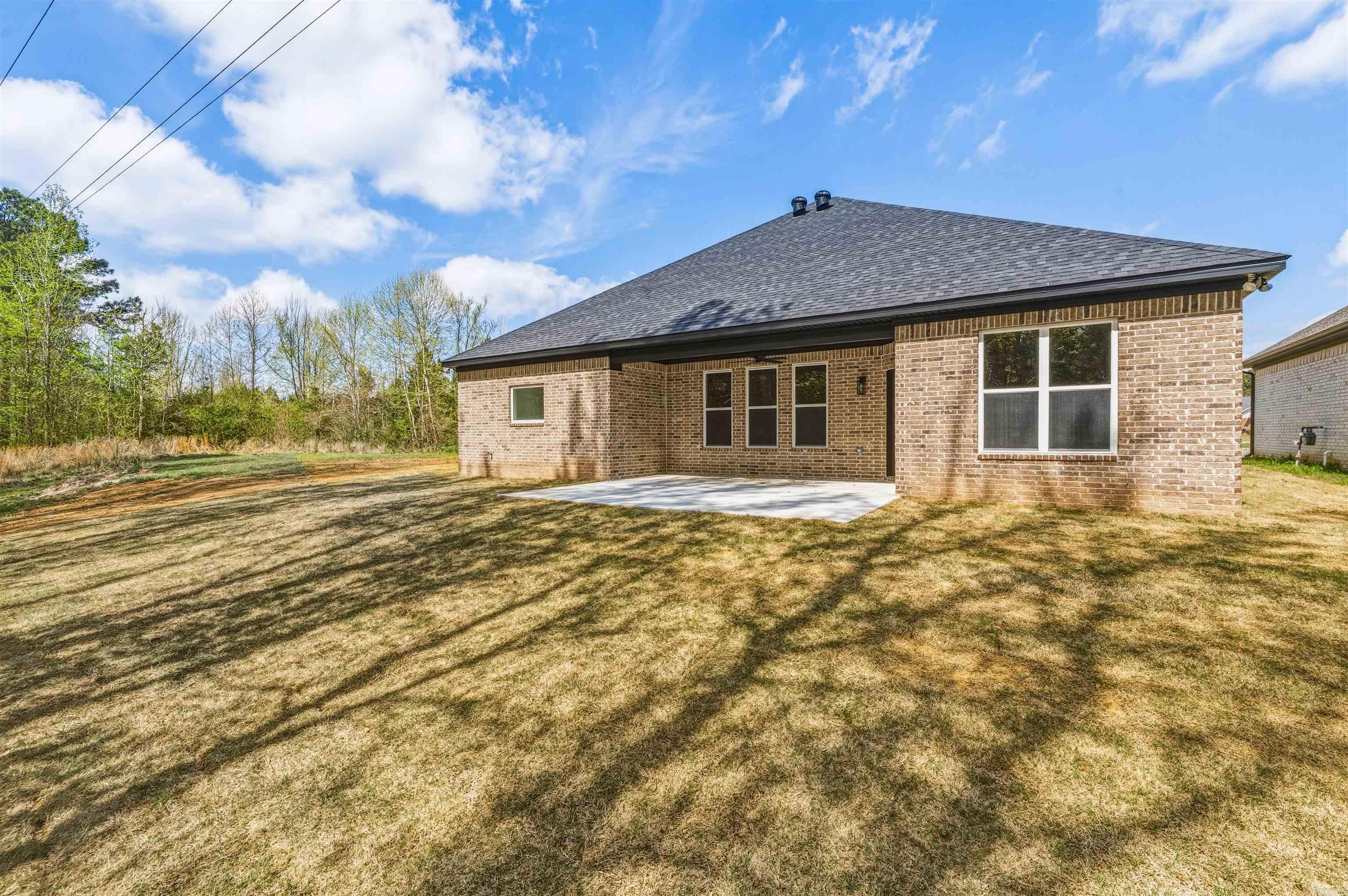 FOXWOOD GARDENS - Residential