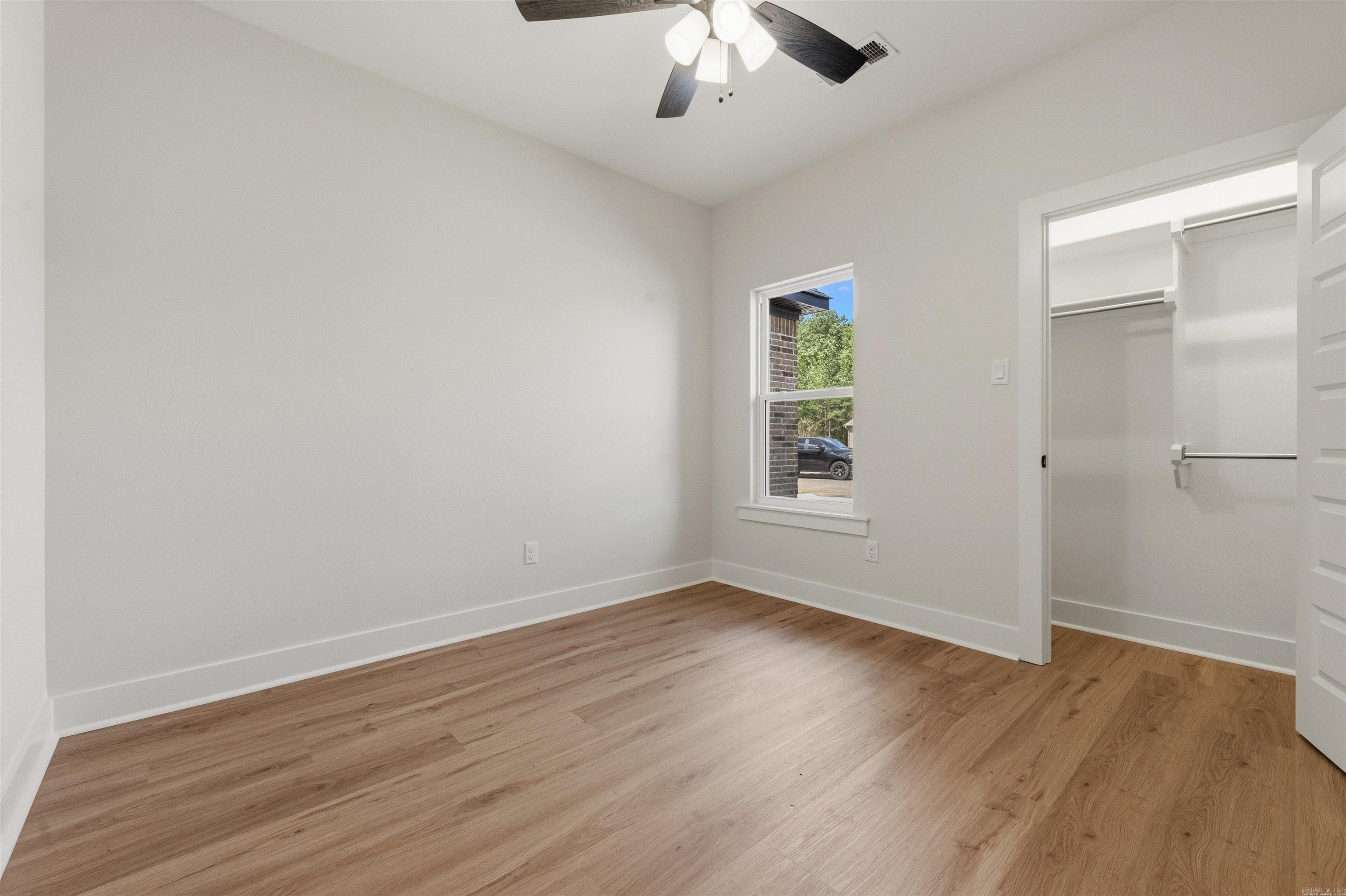 FOXWOOD GARDENS - Residential