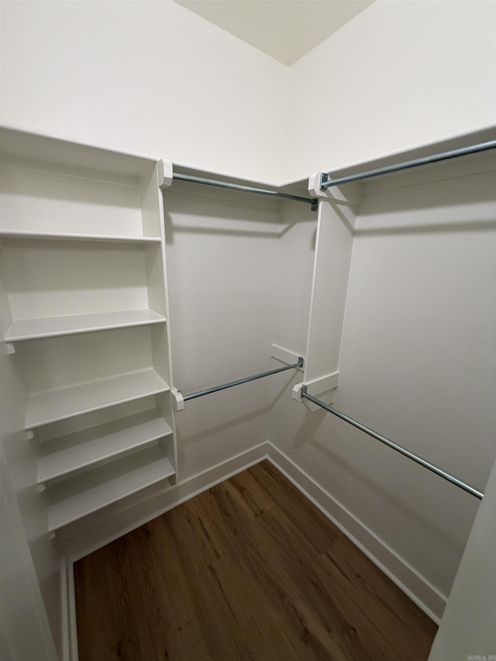 FOXWOOD GARDENS - Residential