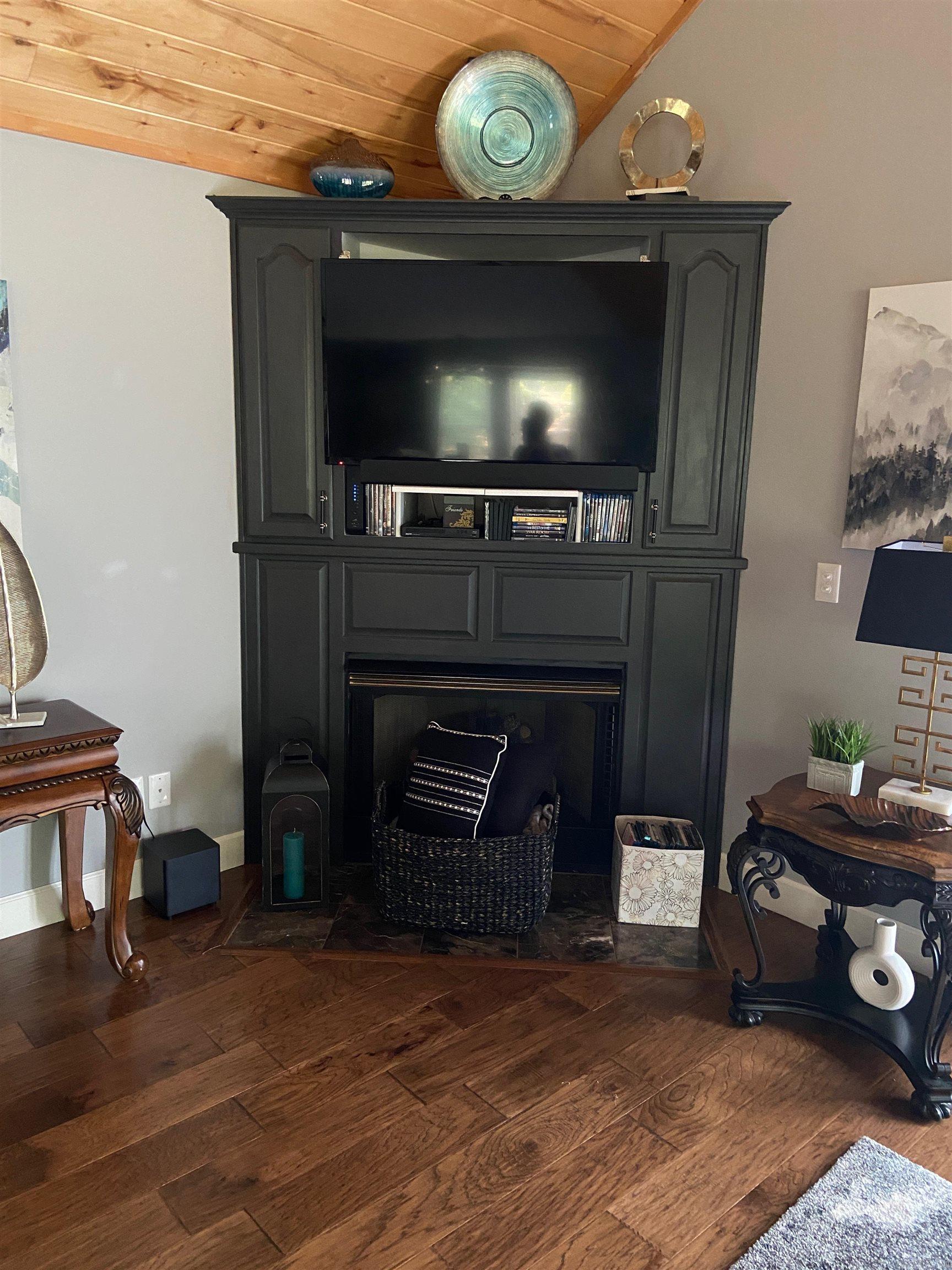 NAPLE HEIGHTS - LAKE - Residential