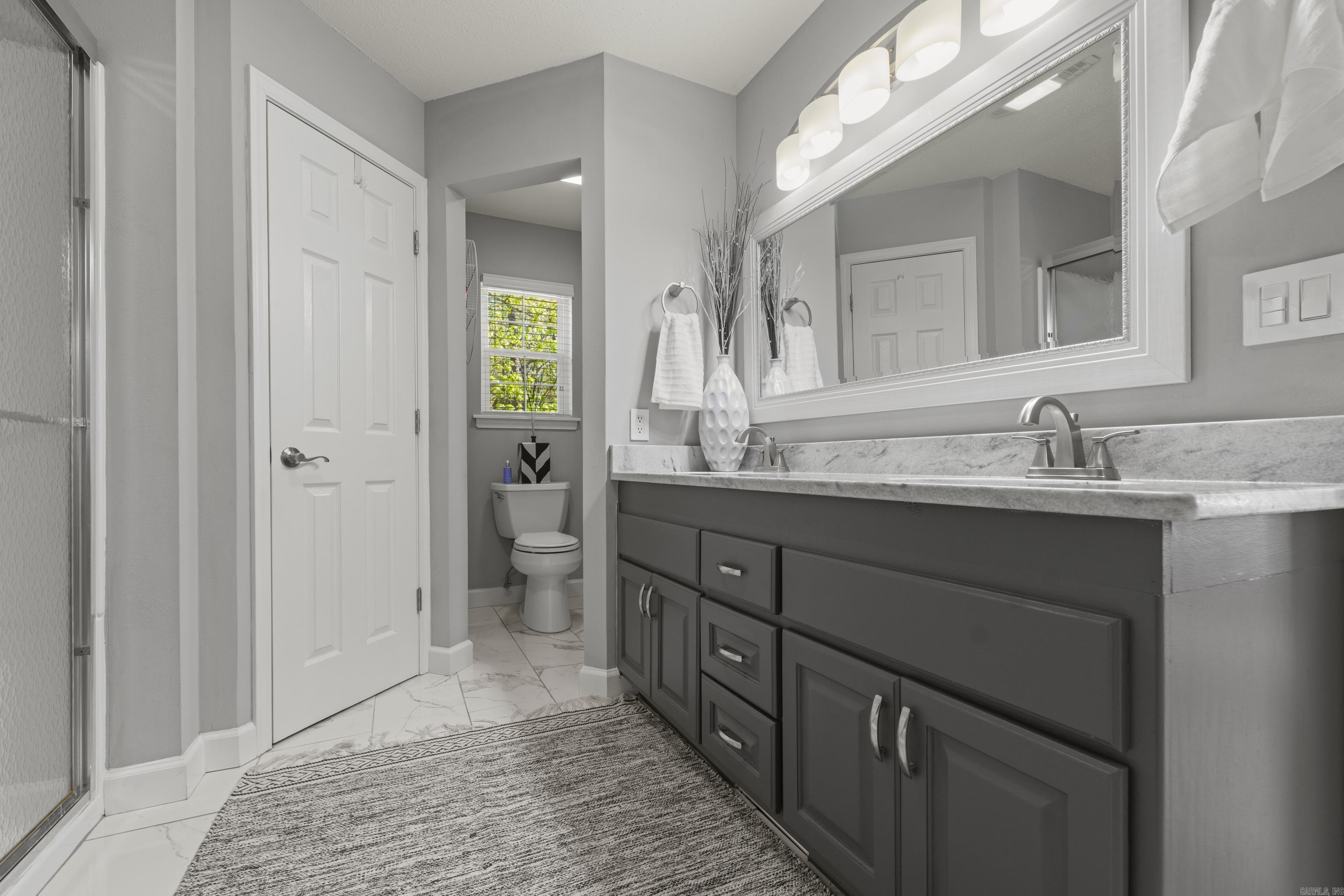 NAPLE HEIGHTS - LAKE - Residential