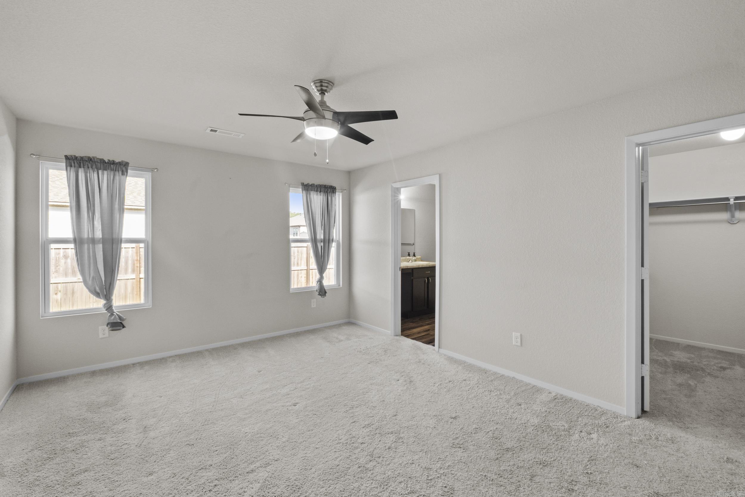 OAKLAND GROVE ESTATES - Residential