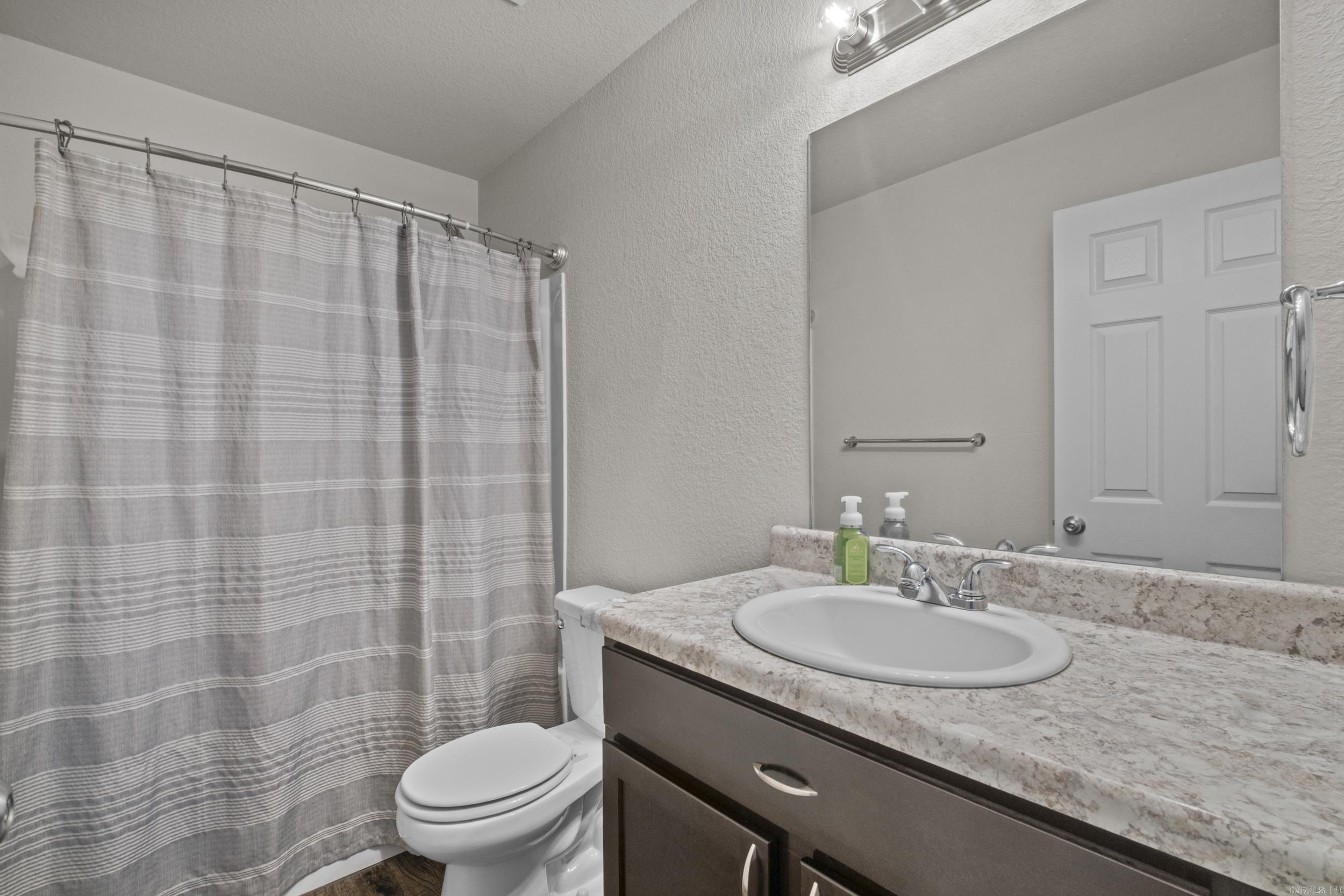 OAKLAND GROVE ESTATES - Residential