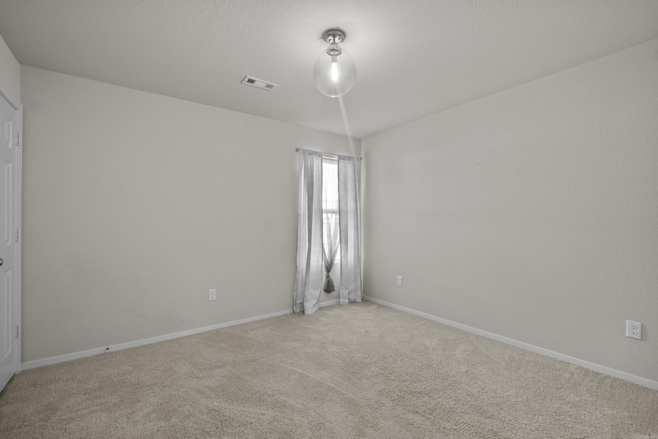 OAKLAND GROVE ESTATES - Residential