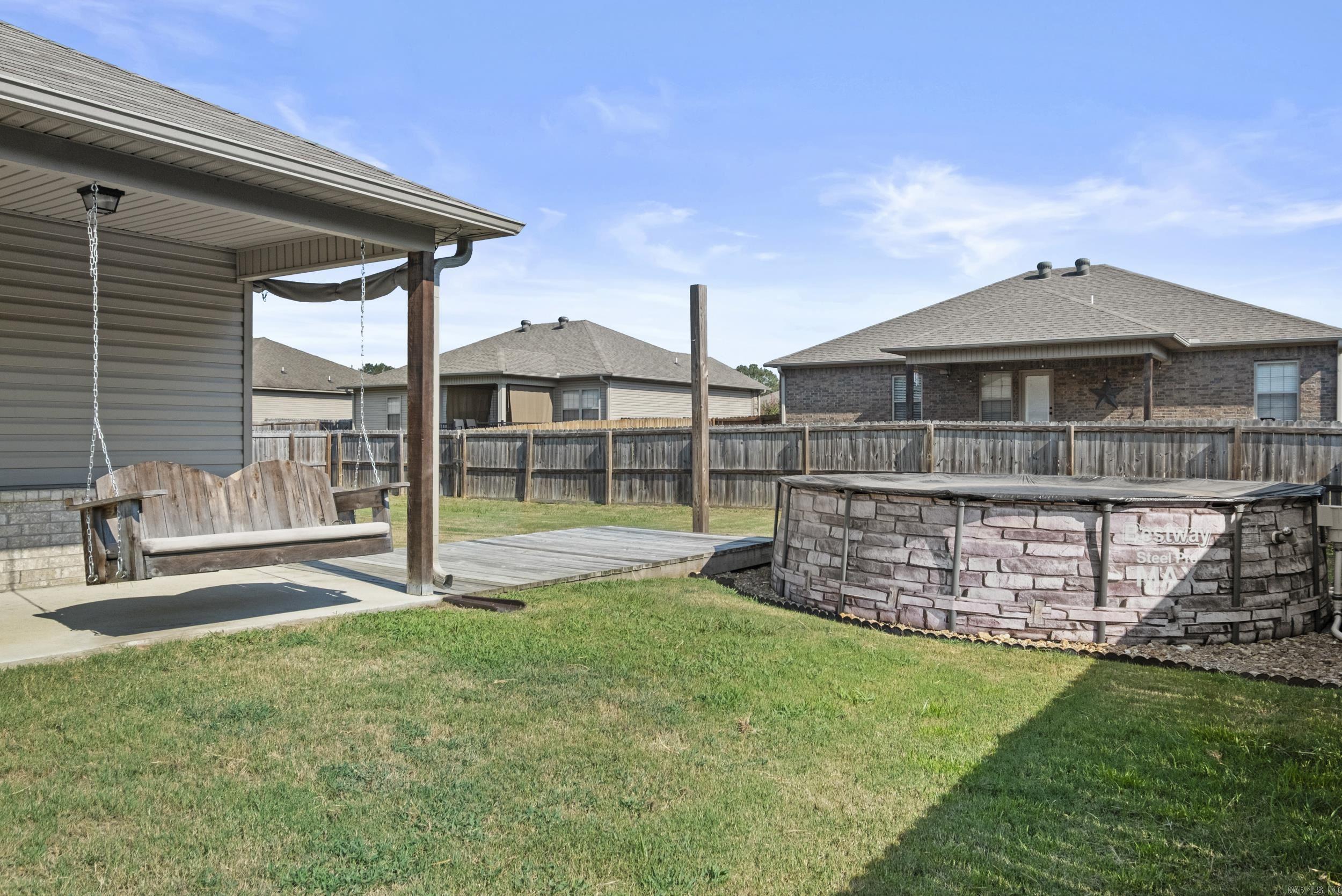 OAKLAND GROVE ESTATES - Residential