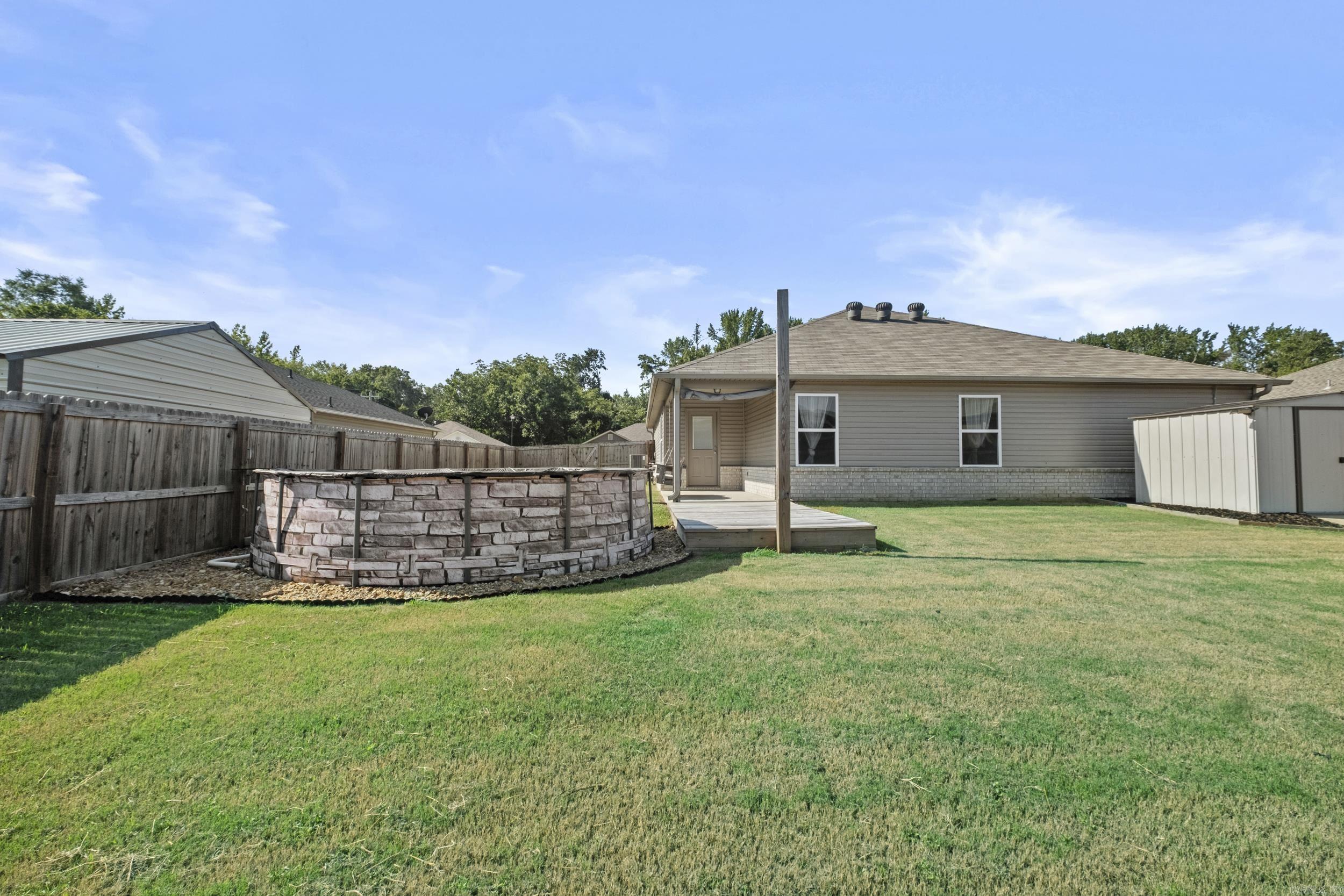 OAKLAND GROVE ESTATES - Residential