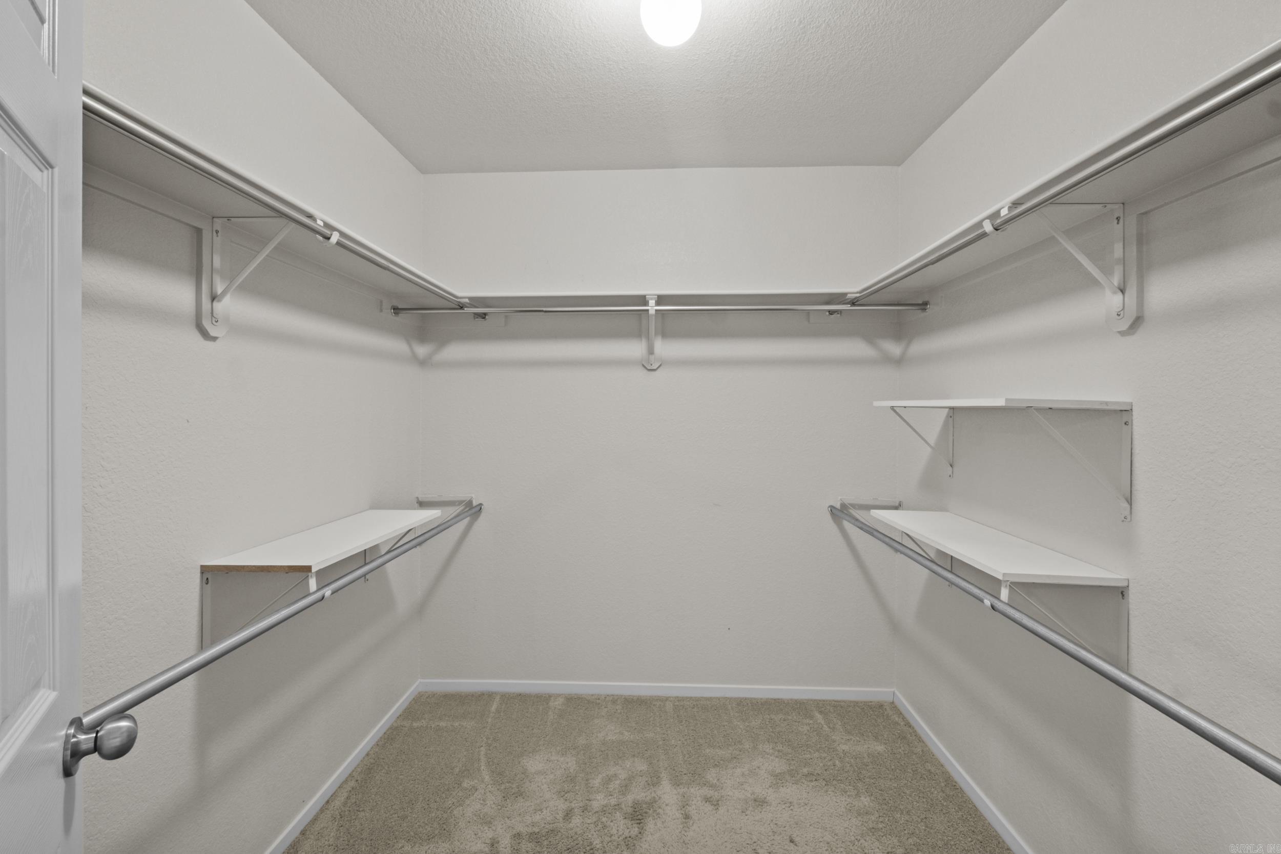 OAKLAND GROVE ESTATES - Residential