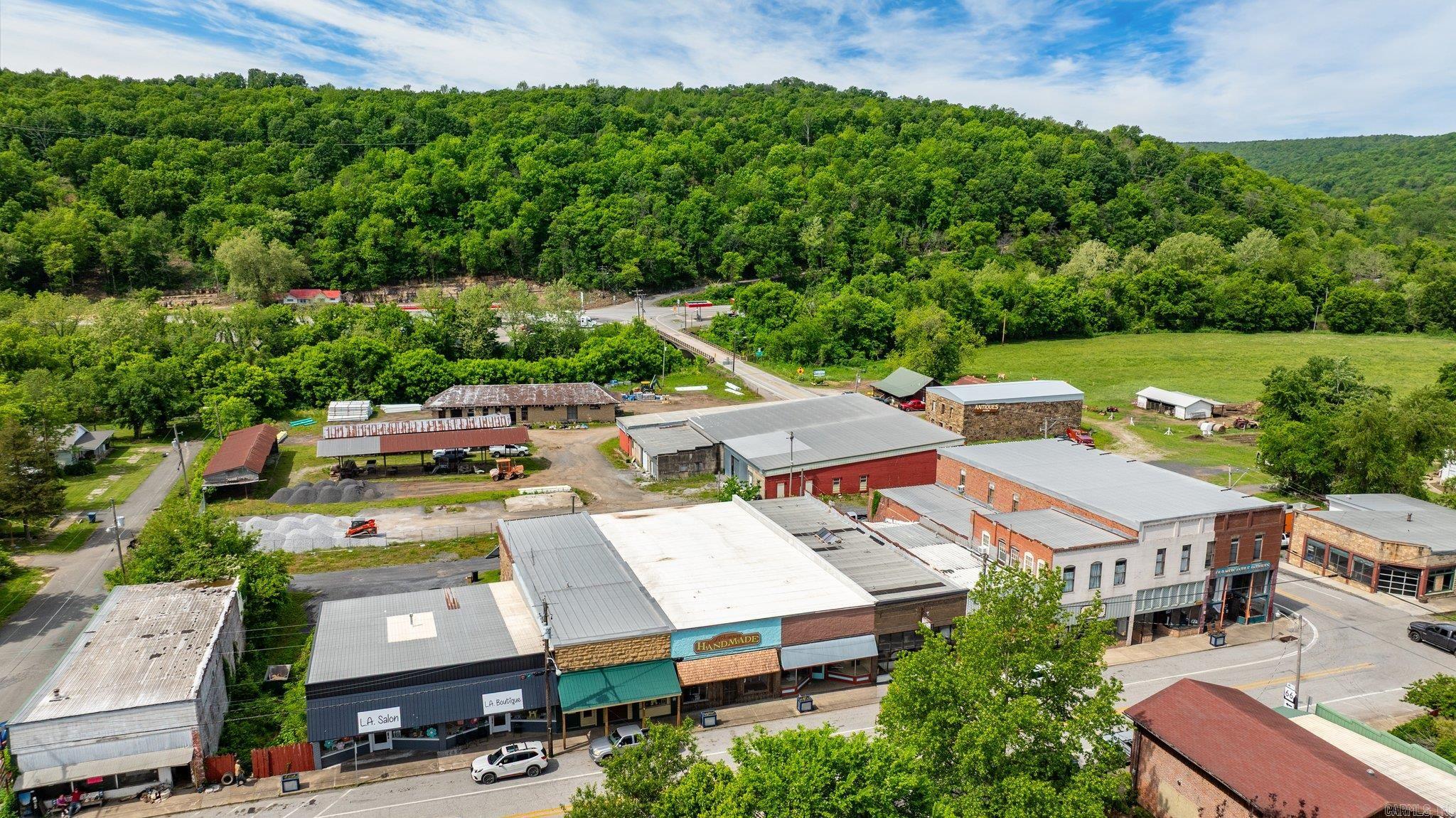 Leslie Original Town - Residential
