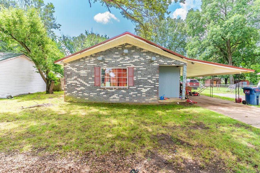 Welcome to 113 Amelia Dr in Gosnell, AR! This property features 3 bedrooms, 1 bathroom, and spans 1,050 square feet on a leveled lot of approximately 0.30 acres. Currently rented out, it presents an opportunity for investors seeking to expand their portfolio. Additionally, it includes a shop within the fully fenced backyard, a brick exterior, central heating and air conditioning, a carport, and a metal roof.  Contact us to schedule a private showing!