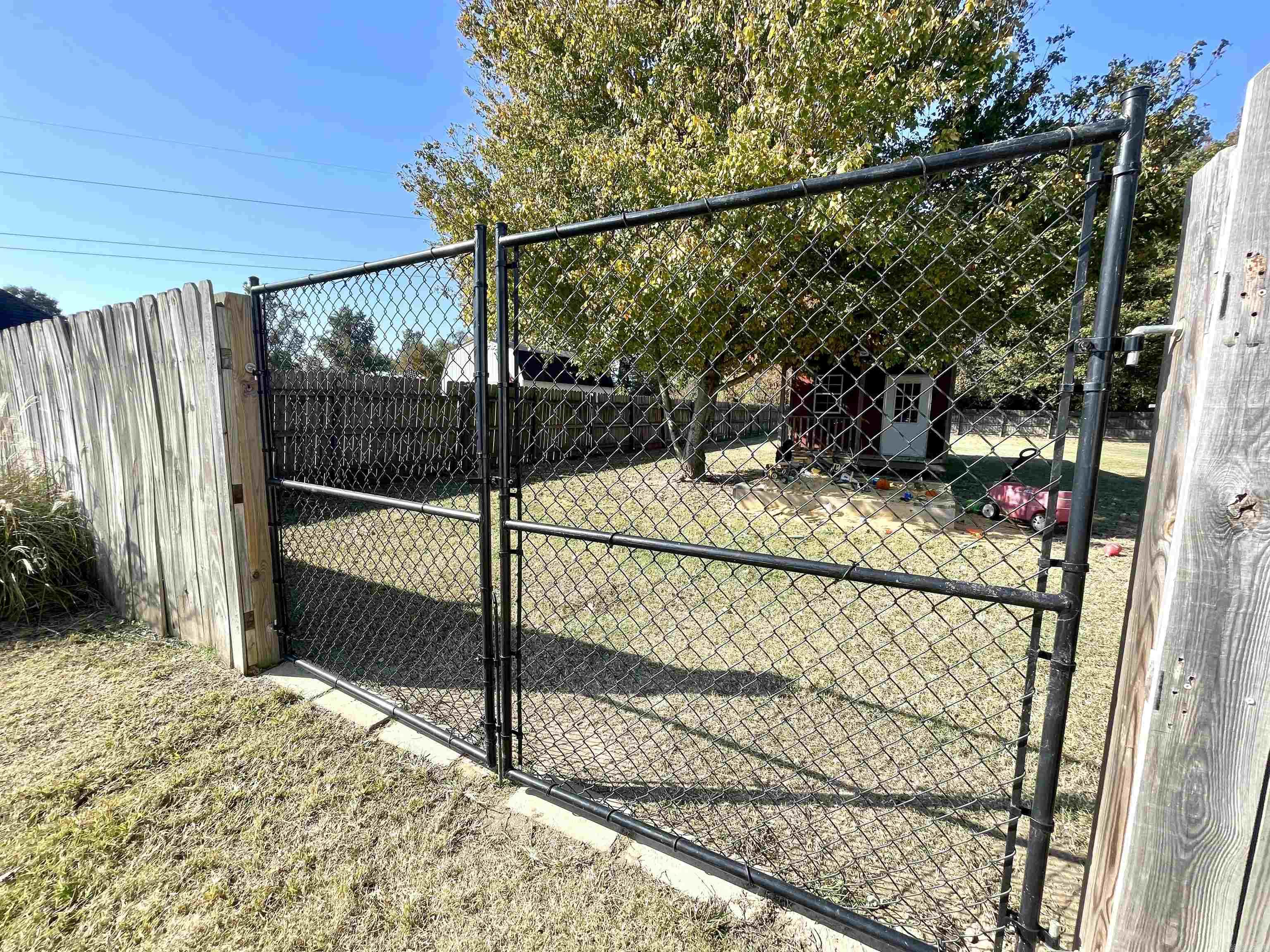 MAIN PLACE - Residential