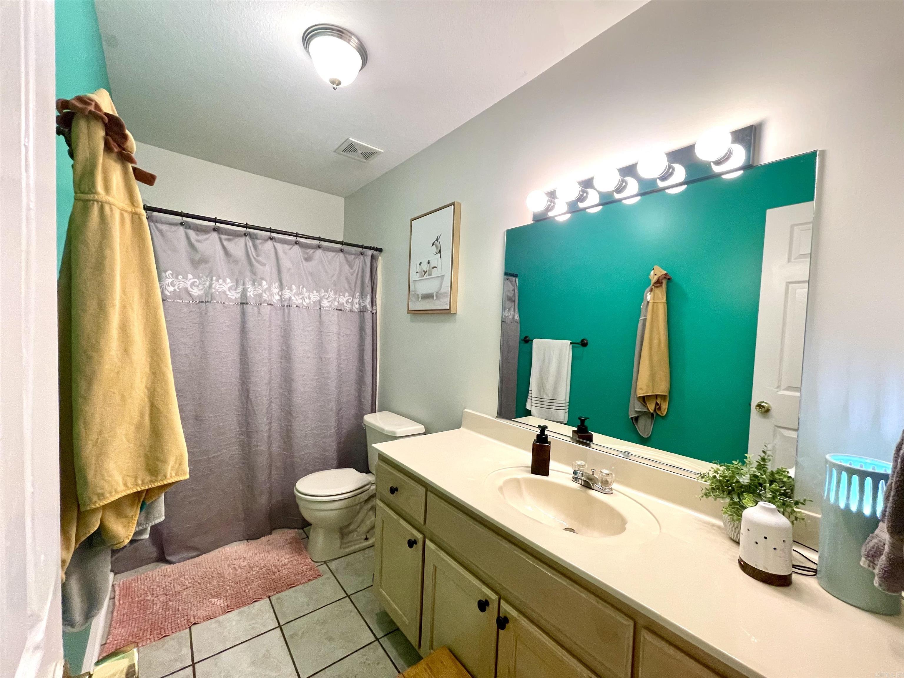 MAIN PLACE - Residential