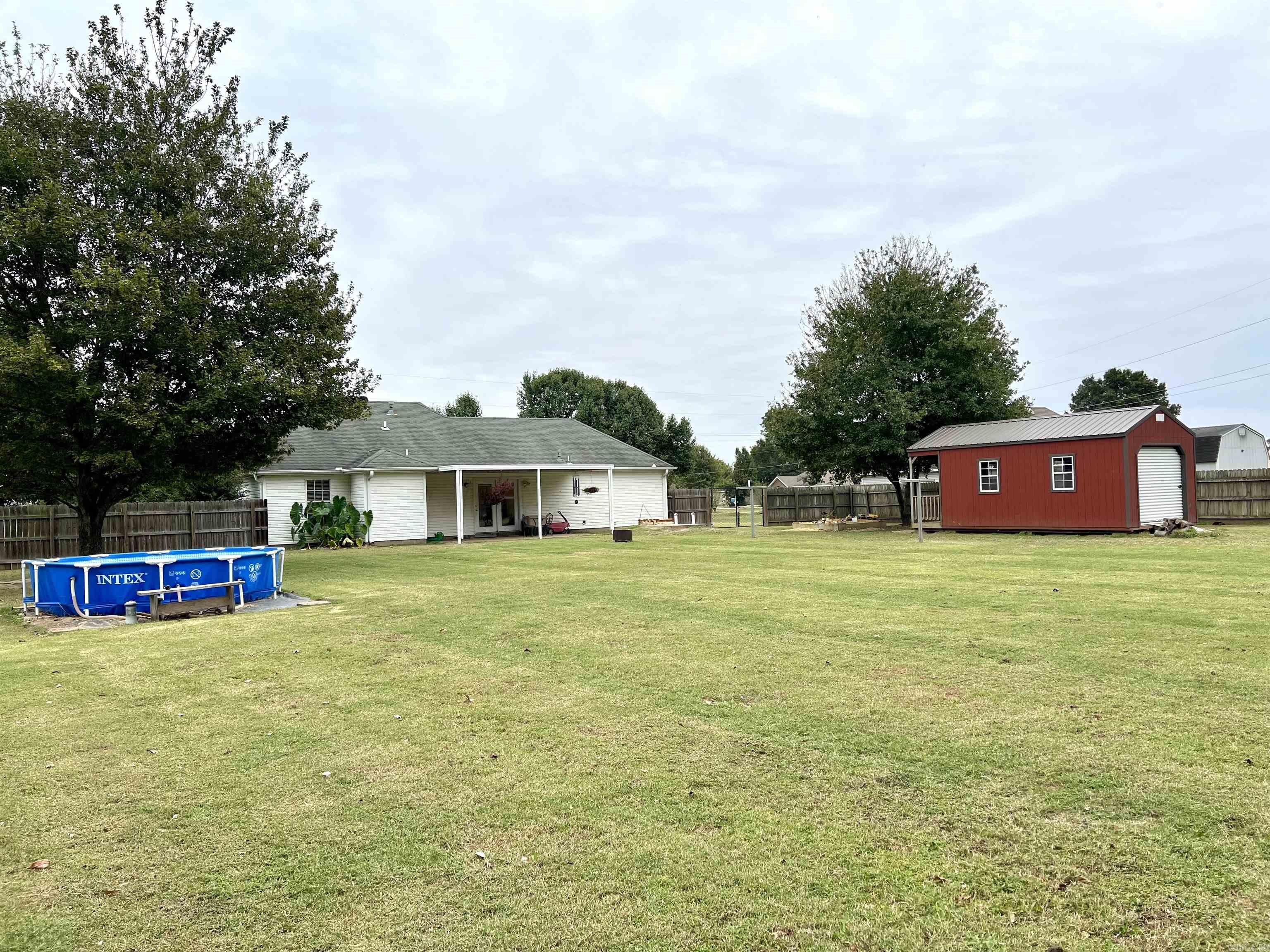 MAIN PLACE - Residential