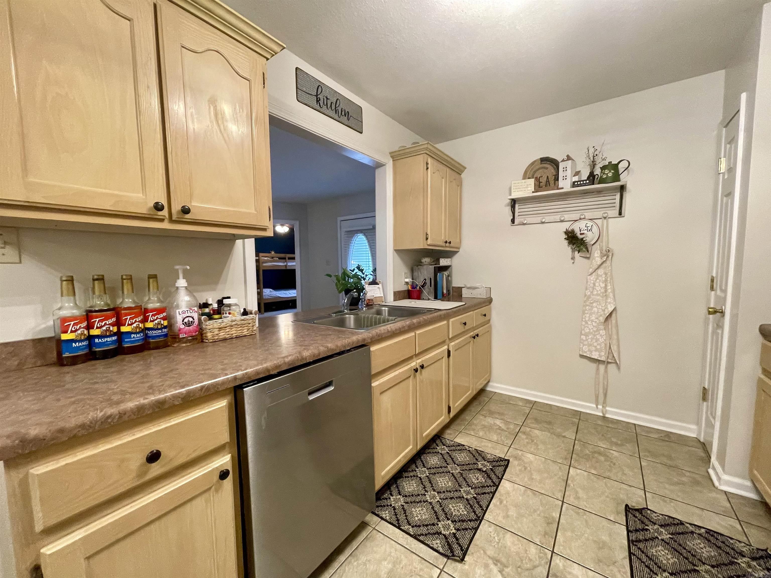 MAIN PLACE - Residential