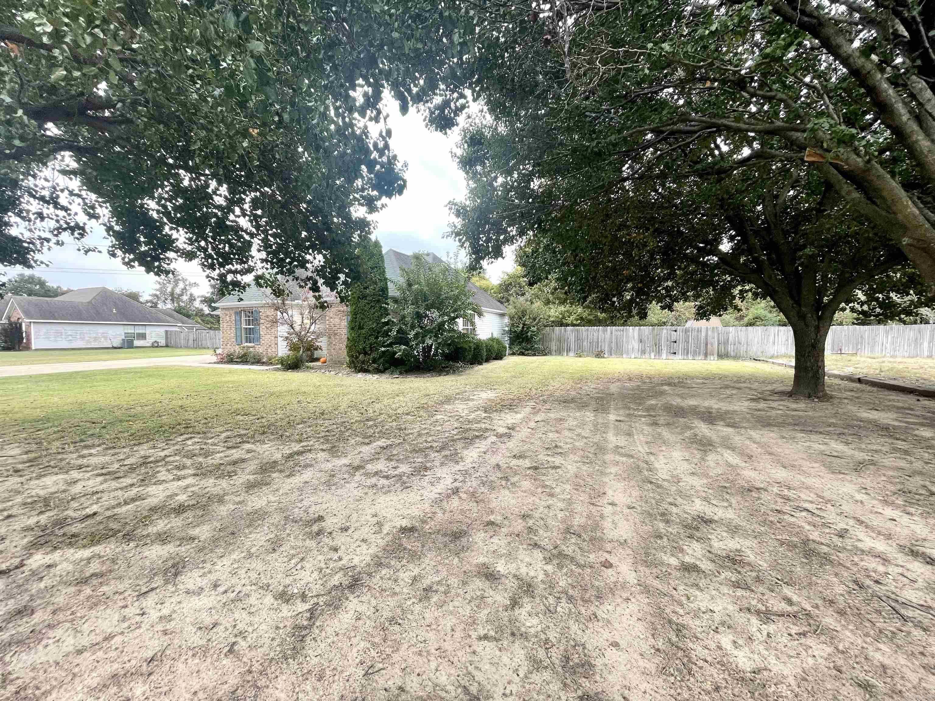 MAIN PLACE - Residential