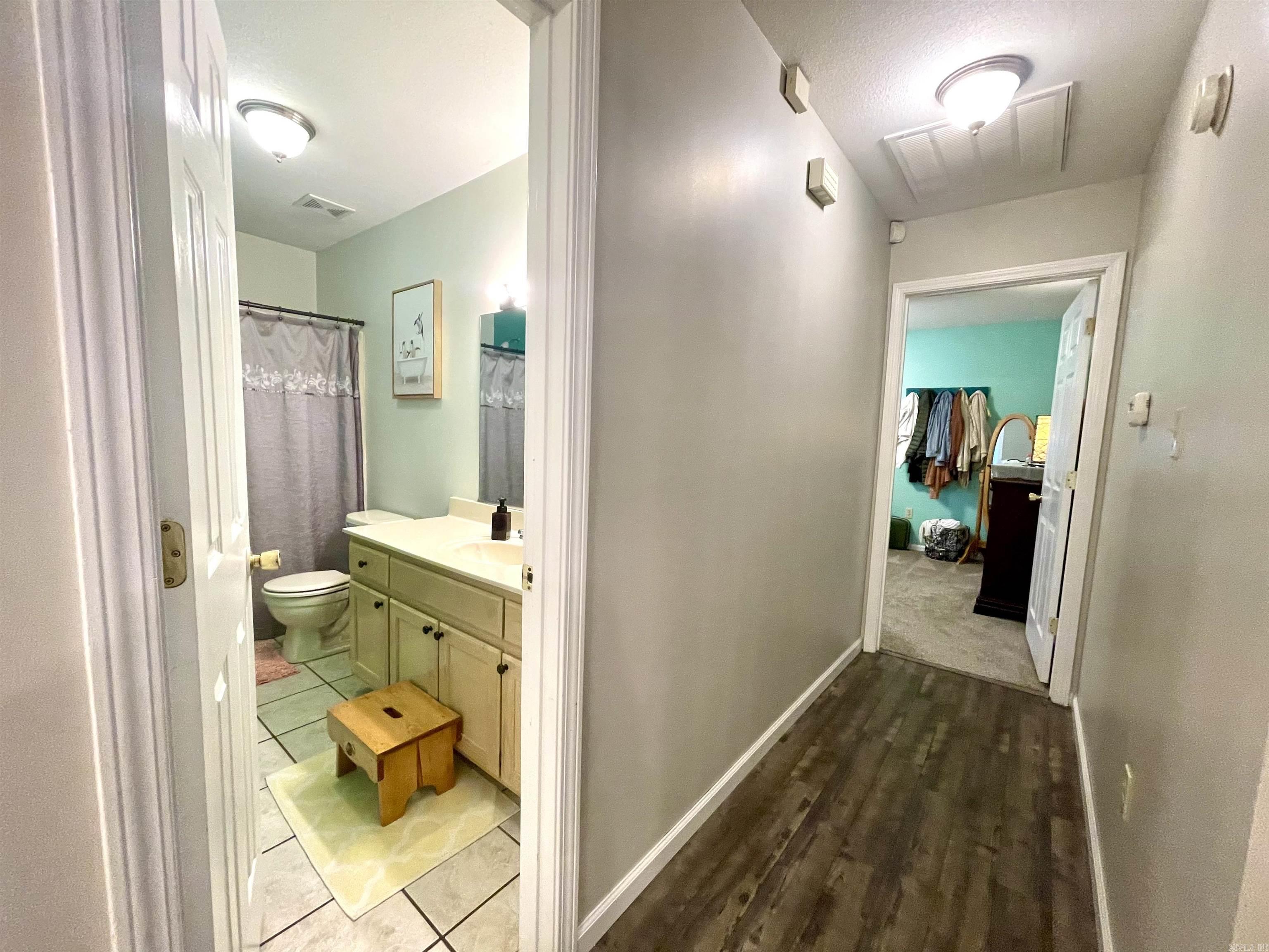 MAIN PLACE - Residential