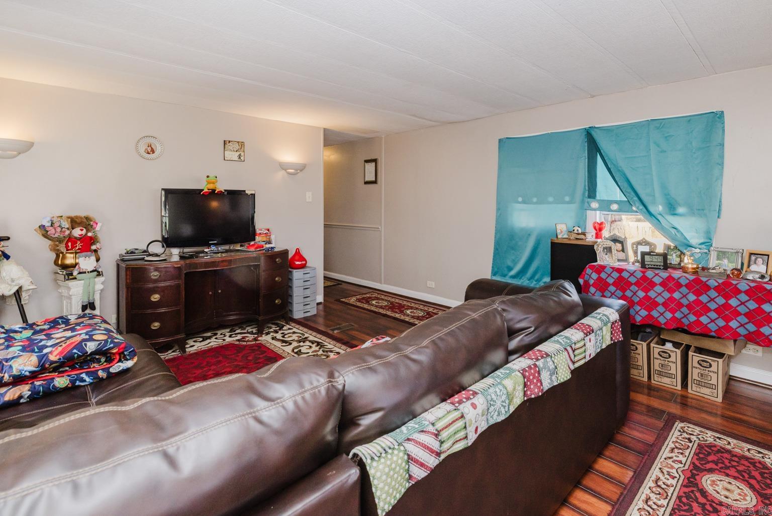 SHERWOOD ESTATES - Residential