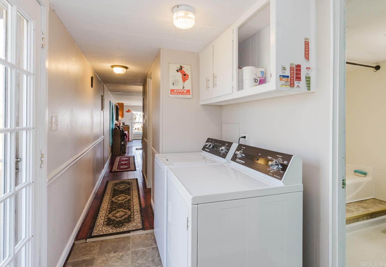 SHERWOOD ESTATES - Residential