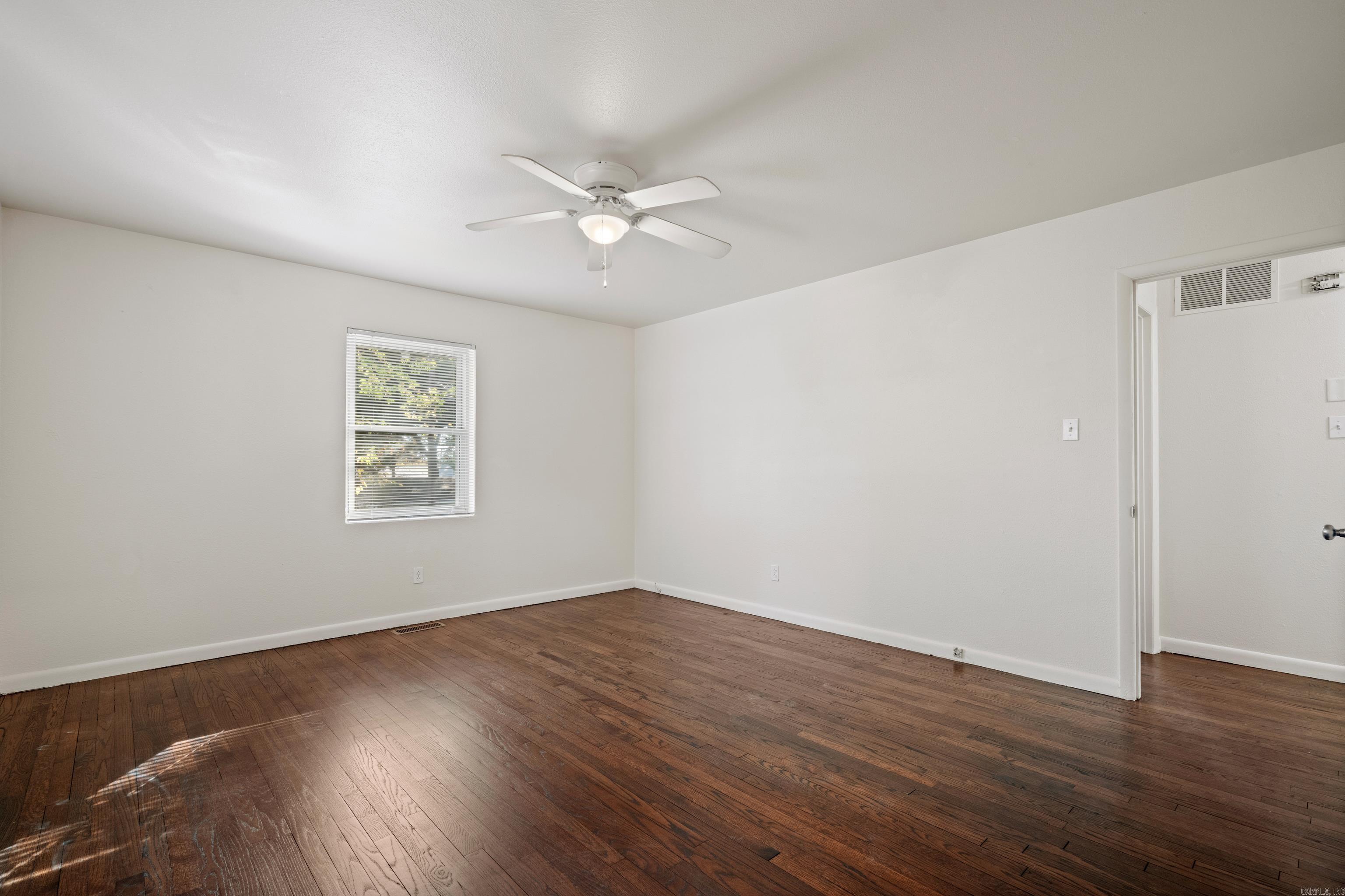 BRIARWOOD - Residential