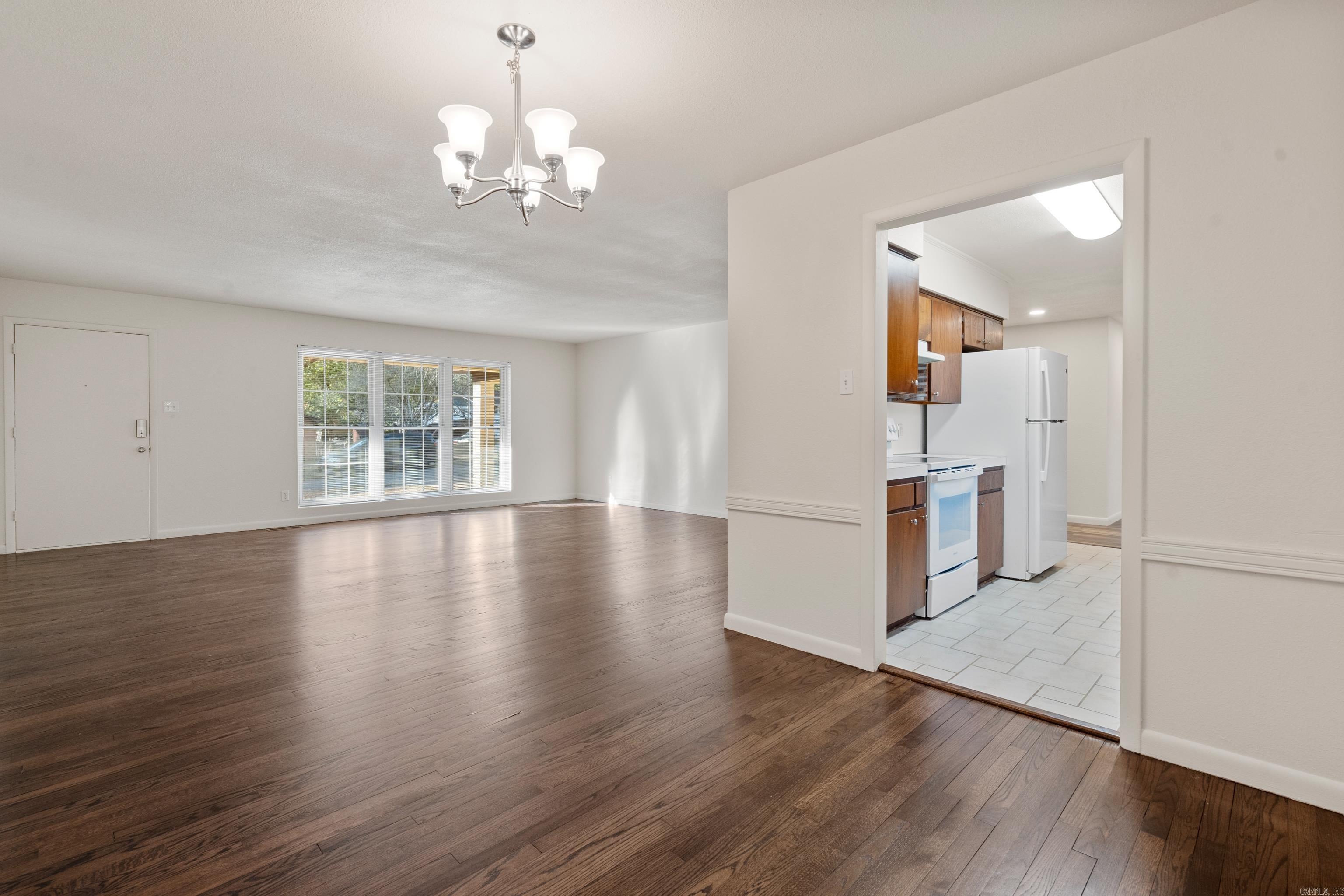 BRIARWOOD - Residential