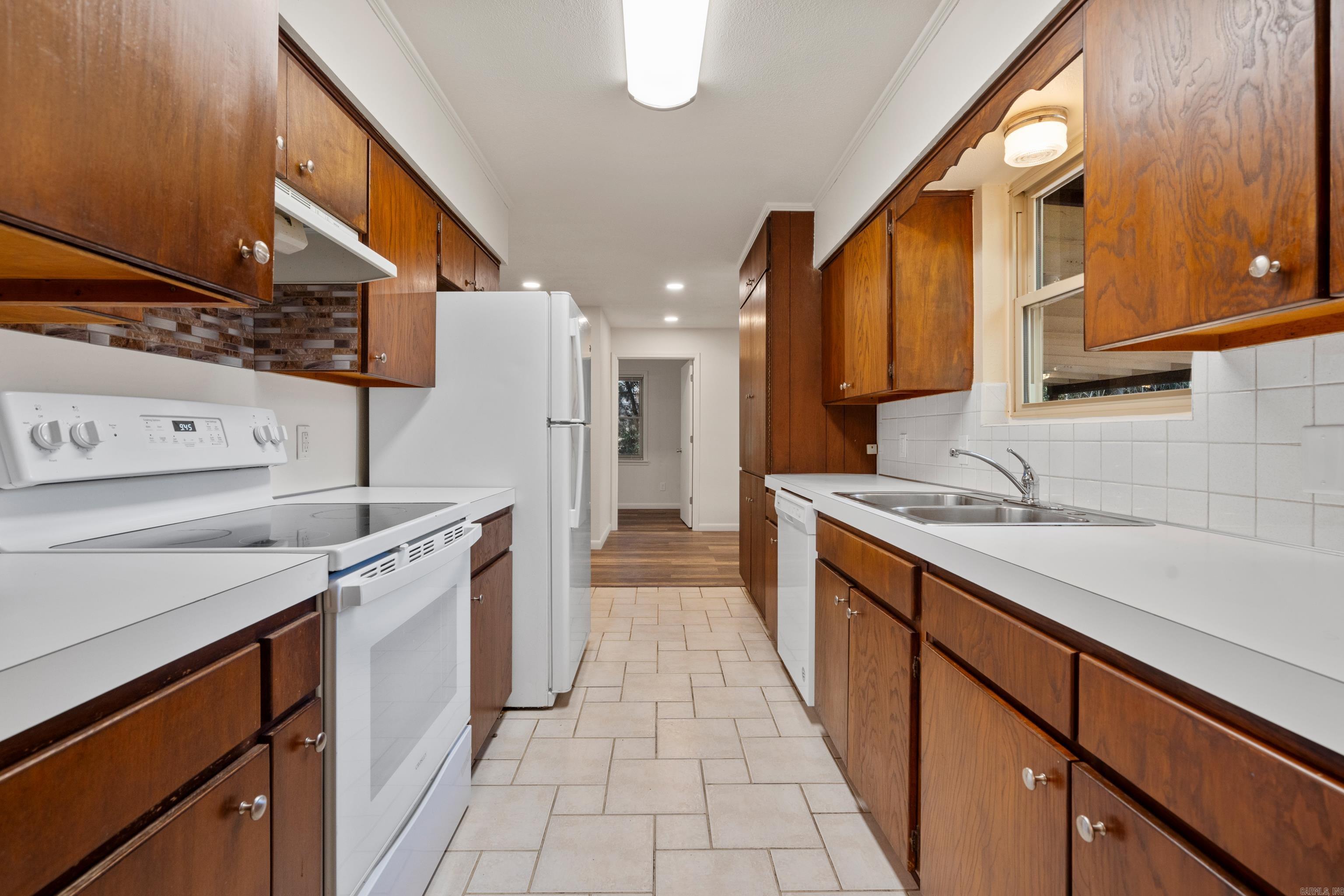 BRIARWOOD - Residential