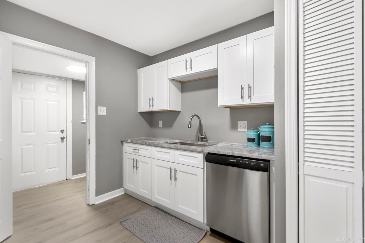 SPRING HILL ADDN - Residential