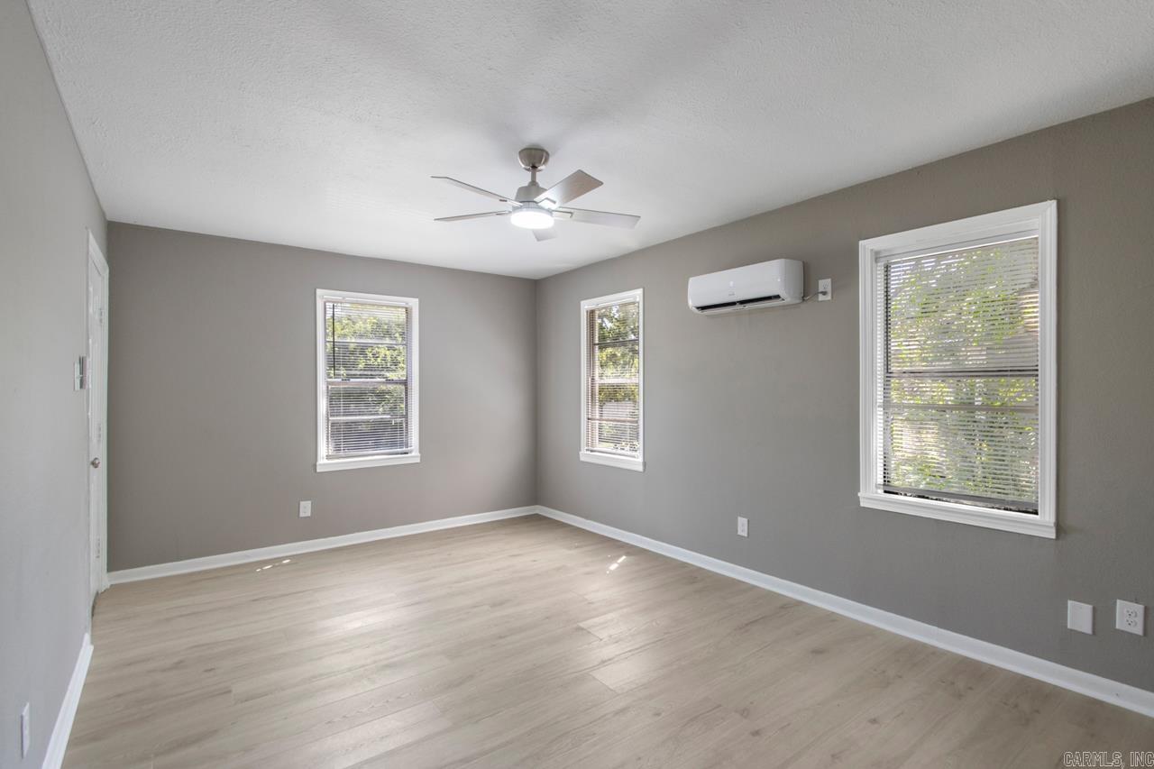 SPRING HILL ADDN - Residential