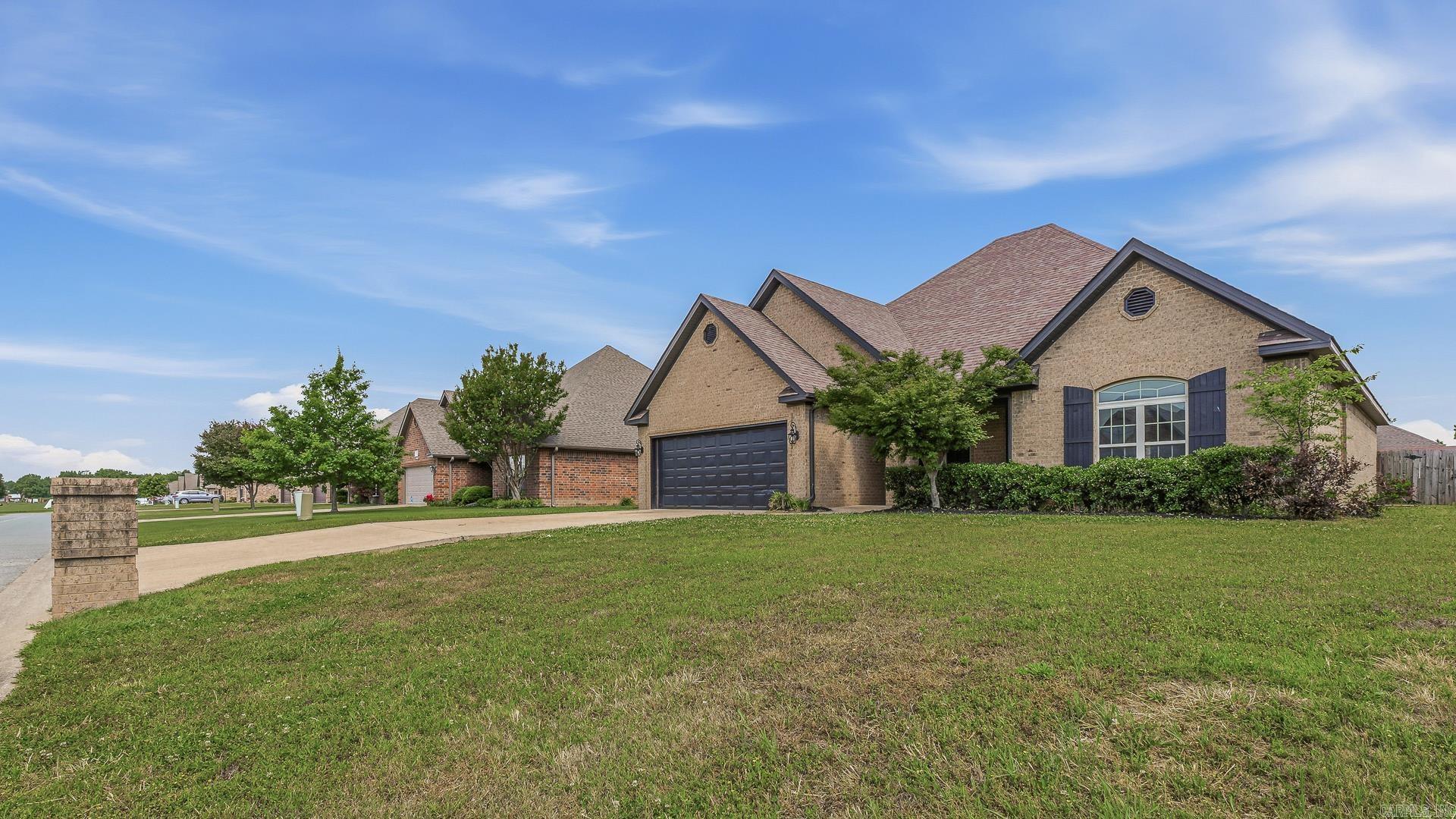 MERRELL ESTATES - Residential